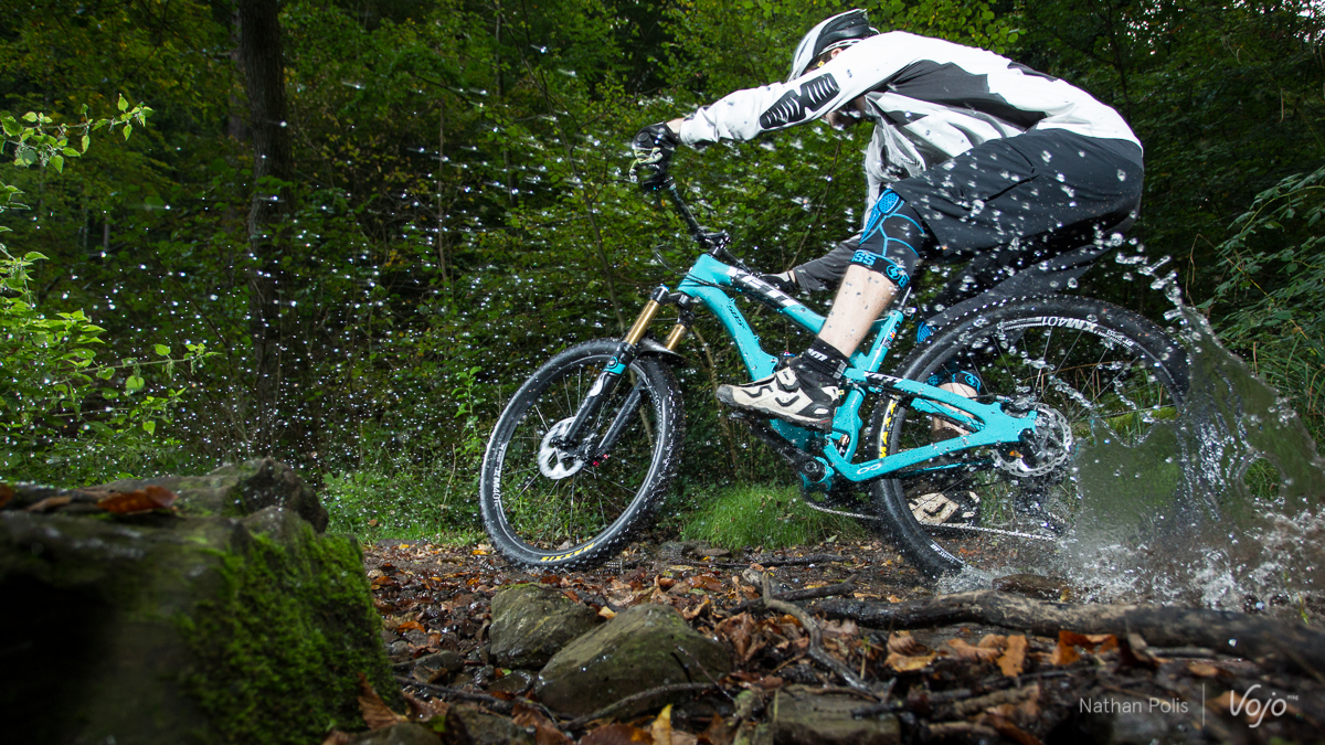 Yeti_SB5c_Action_NP_Copyright_VojoMag-5