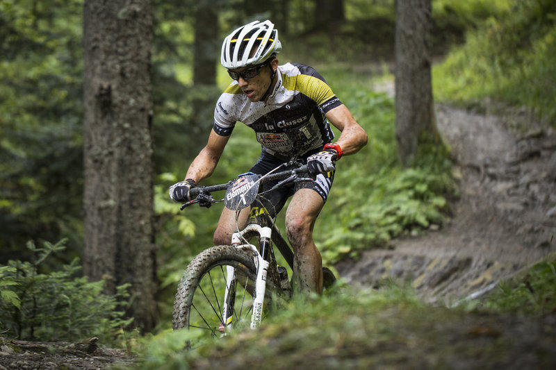 Ils défient les éléments au lac d’Annecy