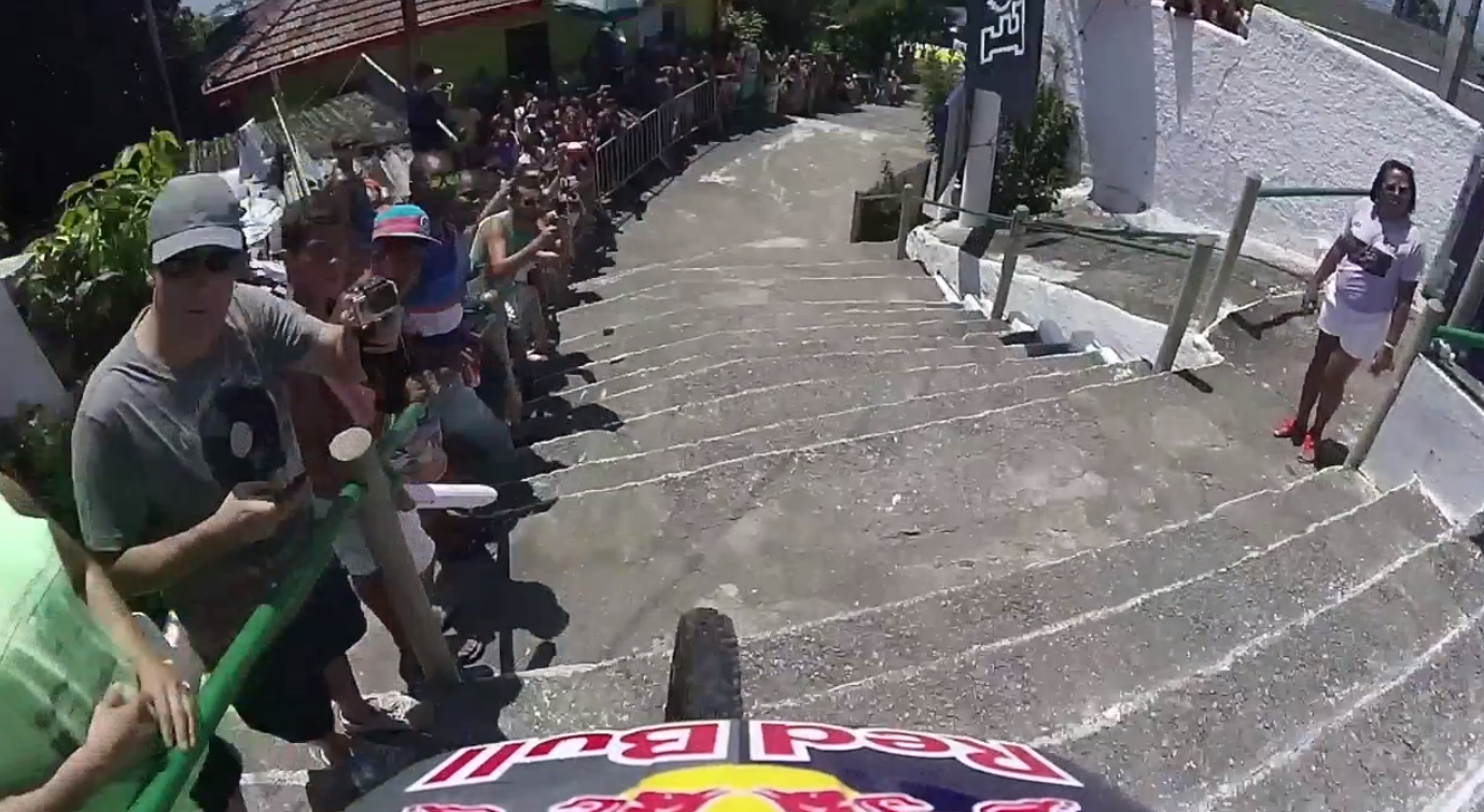 Filip Polc gagne l’urban DH de Santos