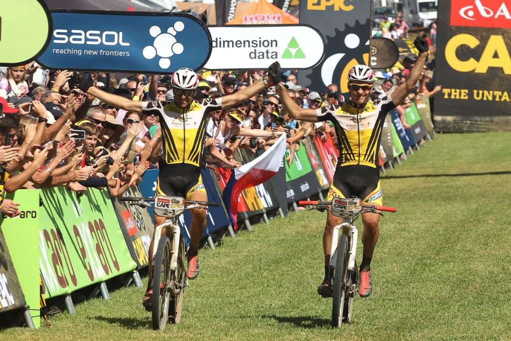 Cape Epic 2015 : victoire finale pour Sauser et Kulhavy (update)