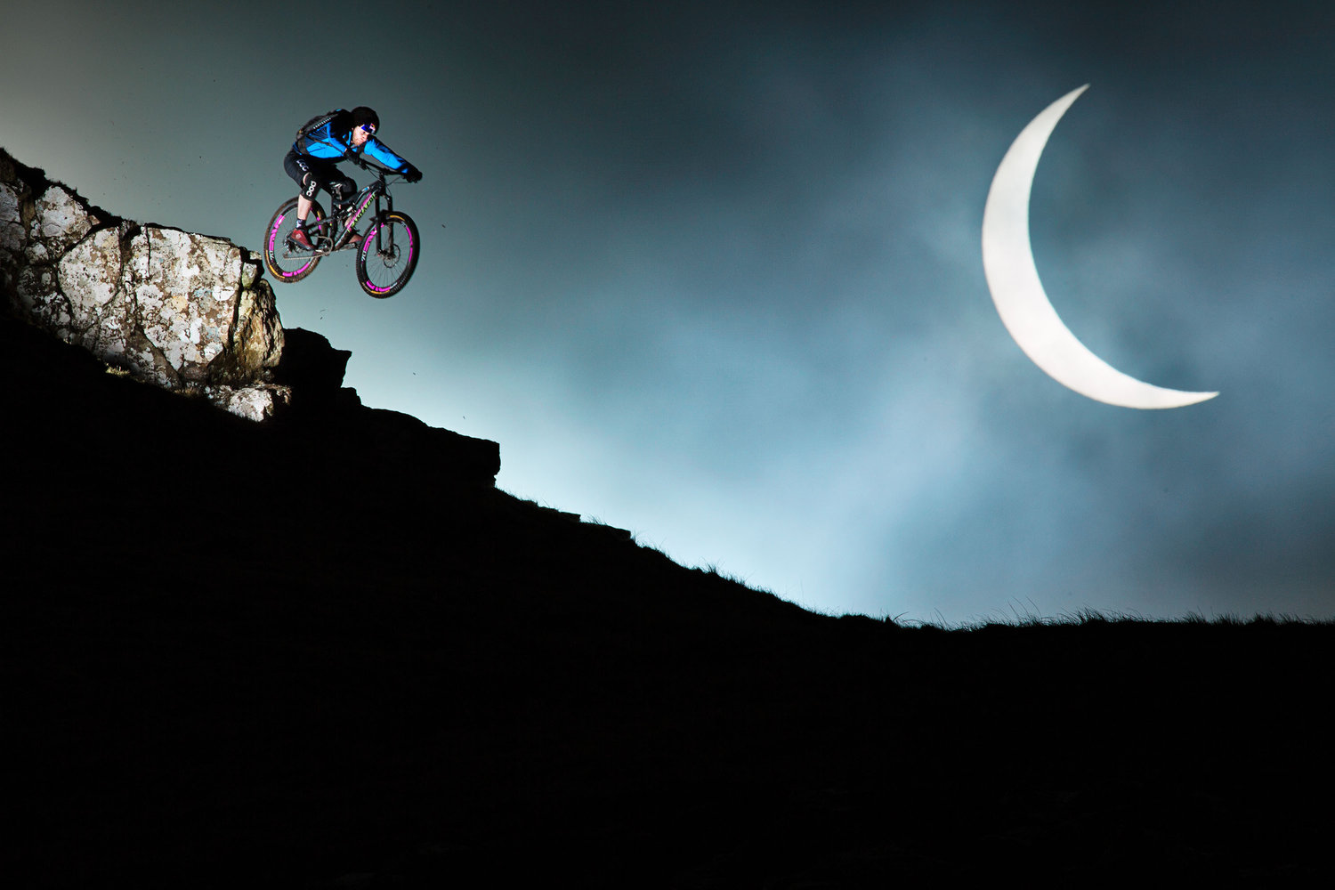 Danny Macaskill – Riding the eclipse