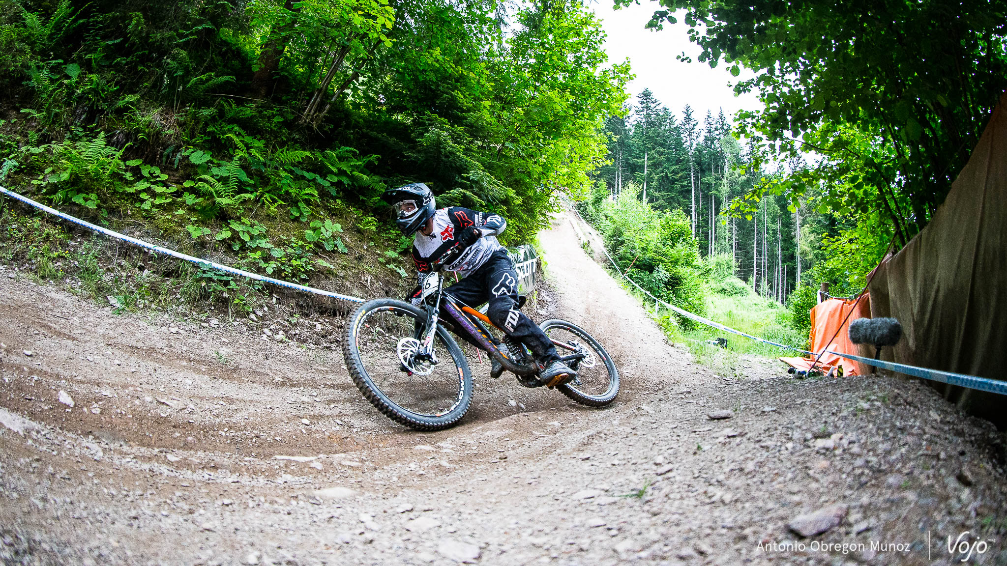 Leogang_UCI_World_Cup_DH_2015_(Porfolio)_(Fearon)_(Copyright_Antonio_Obregon_VojoMag-54