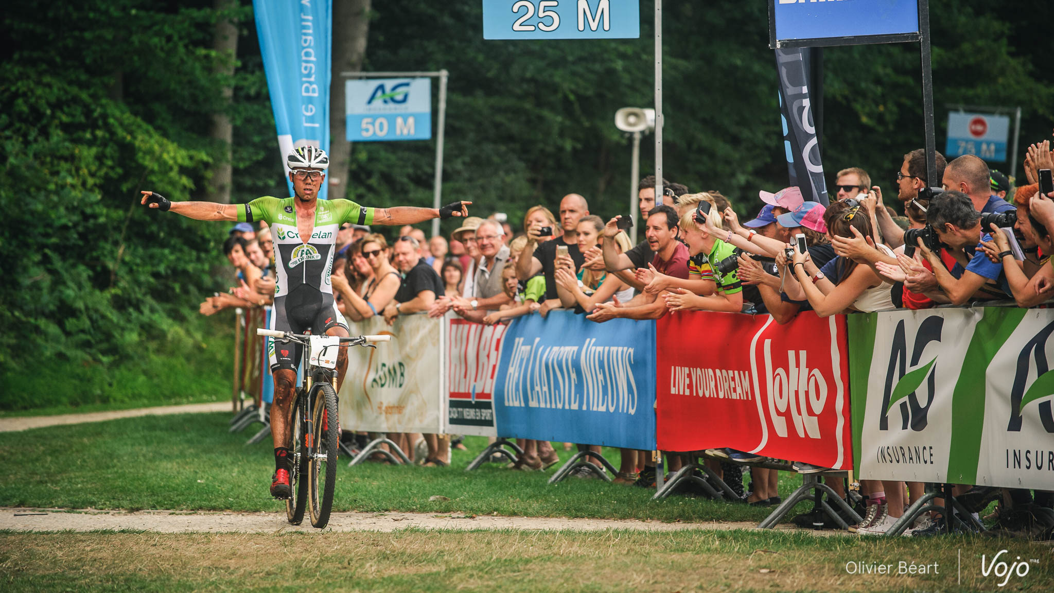 Championnat_Belgique_XC_BKXC_Ottignies_2015_Podium_Nys_Luyten_Bats_Copyright_CBortels_VojoMag-2