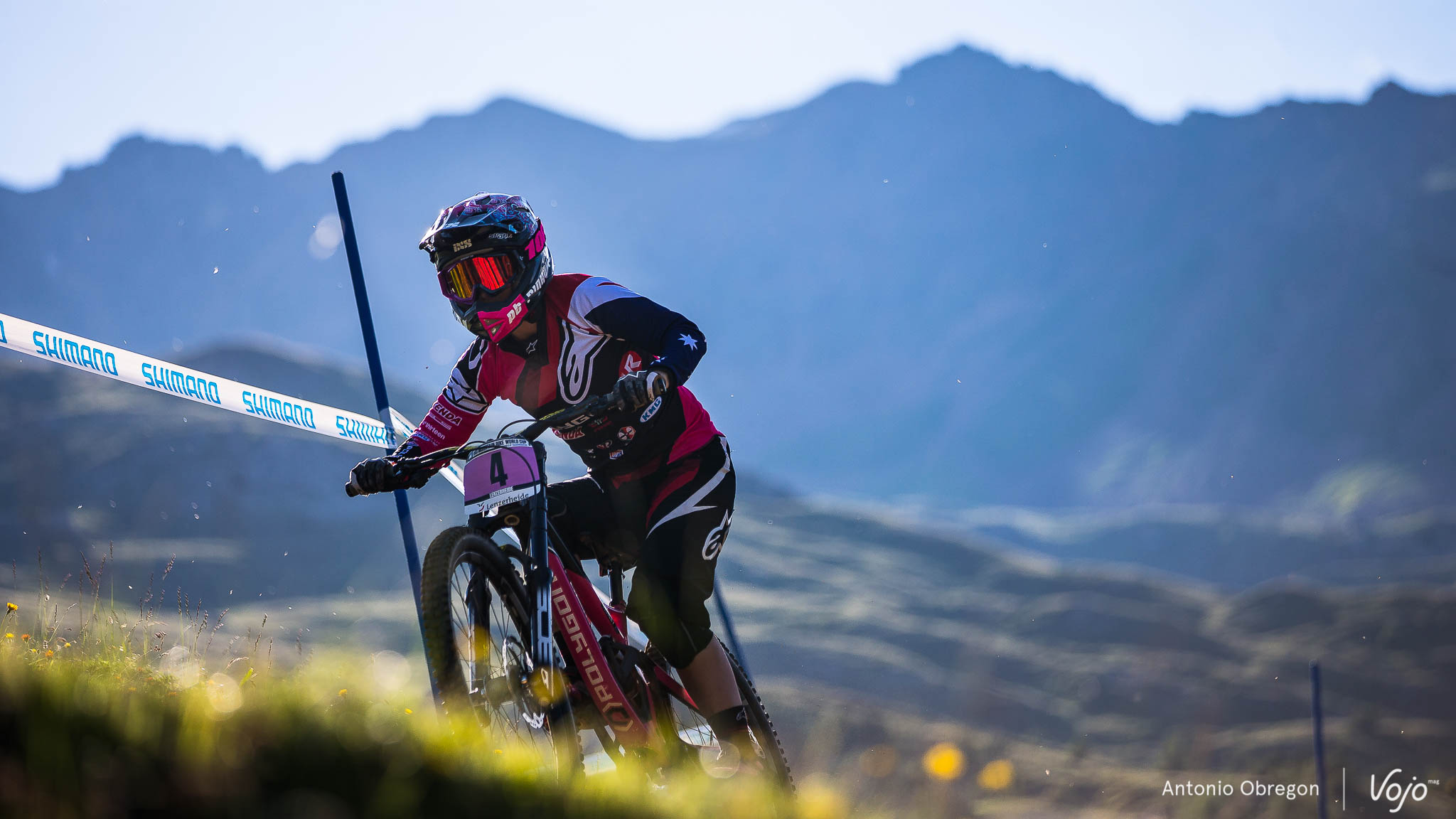 Lenzerheide_UCI_World_Cup_DH_2015_final_Porfoli_Women_Copyright_Antonio_Obregon_VojoMag