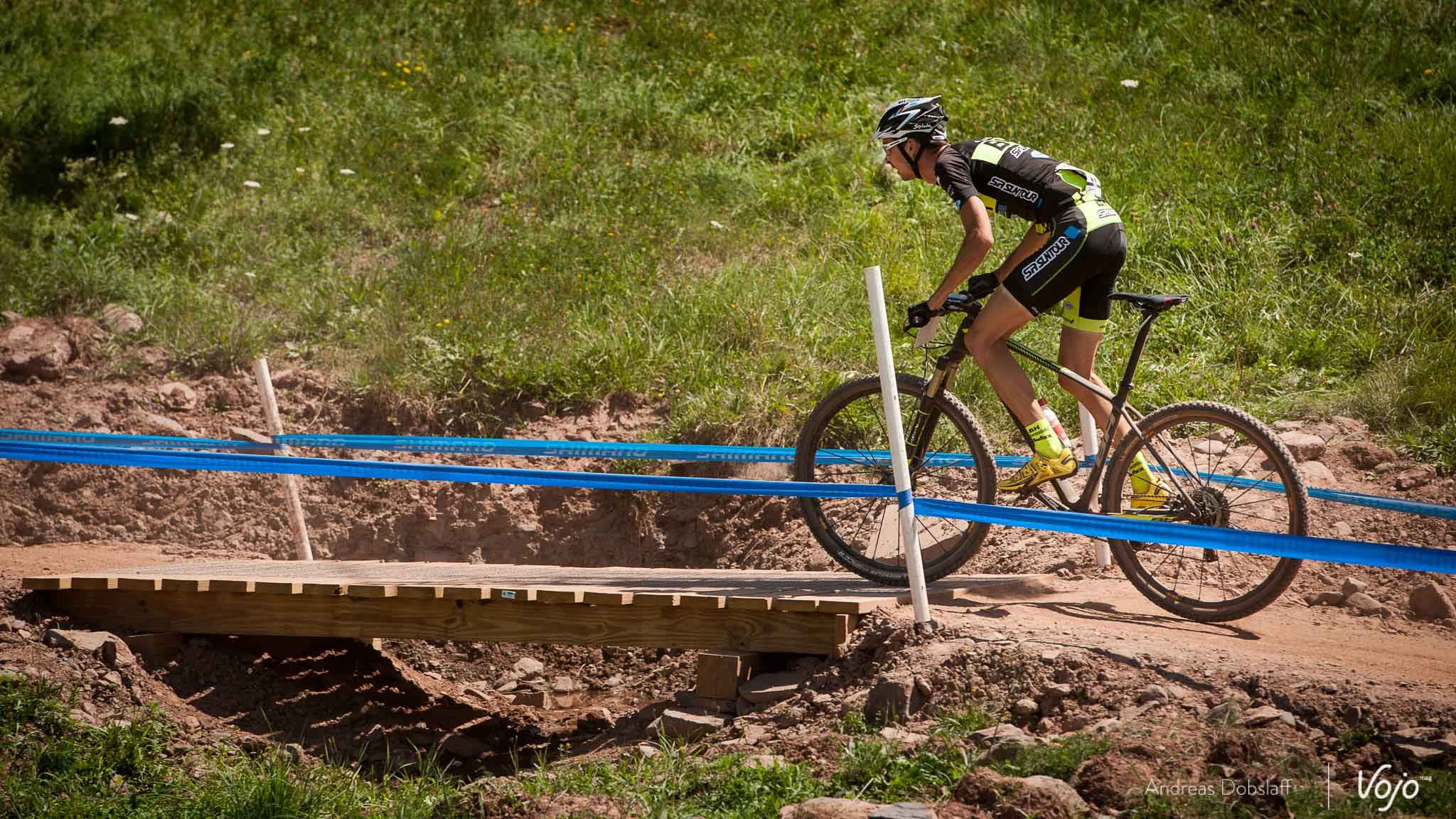 World_Cup_XCO_Men_Homme_Absalon_Schurter_Fumic_2015_Copyright_Dobslaff_VojoMag-4