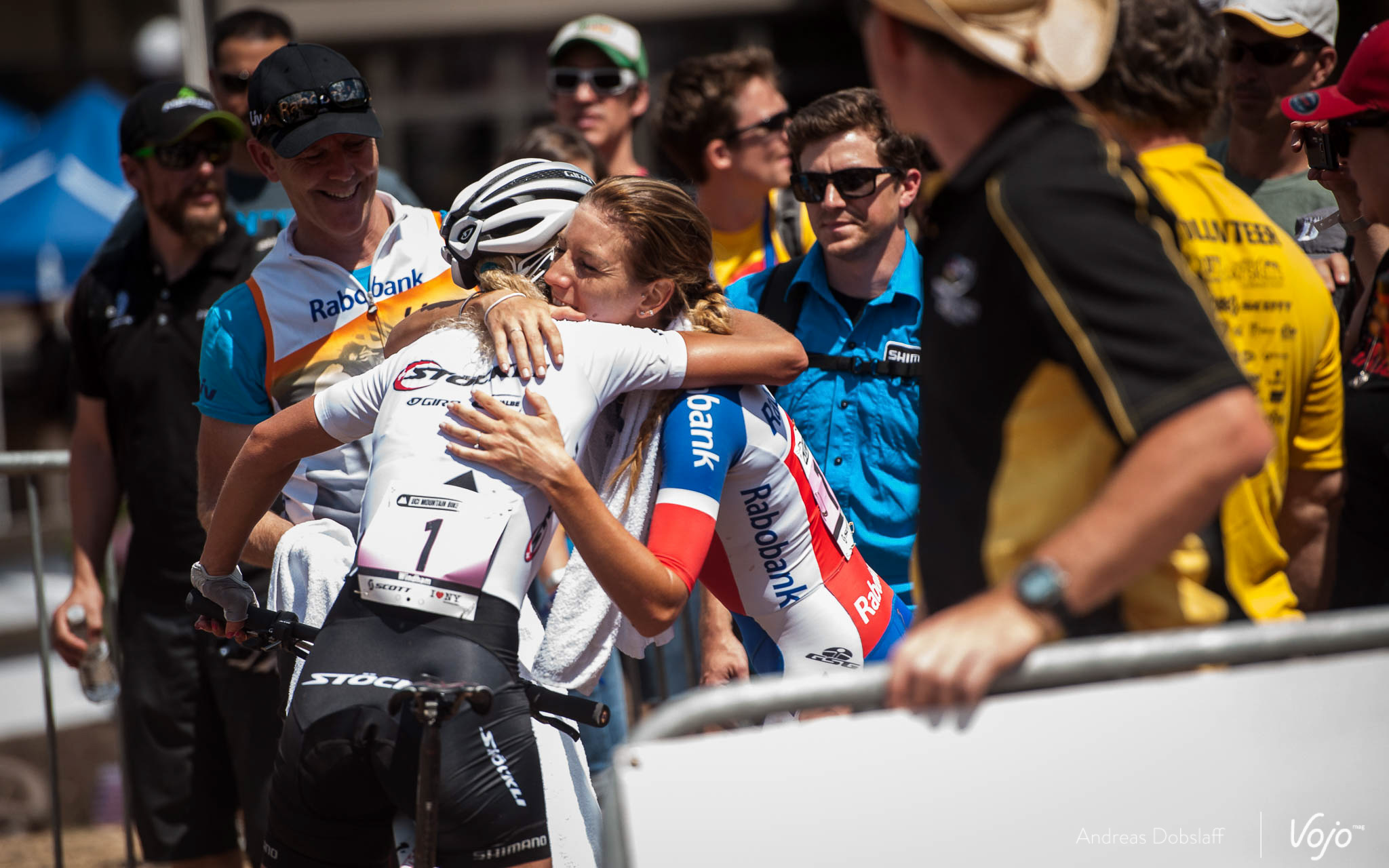 World_Cup_XCO_Women_Dame_Windham_Ferrand_Prevot_Neff_2015_Copyright_Dobslaff_VojoMag-14