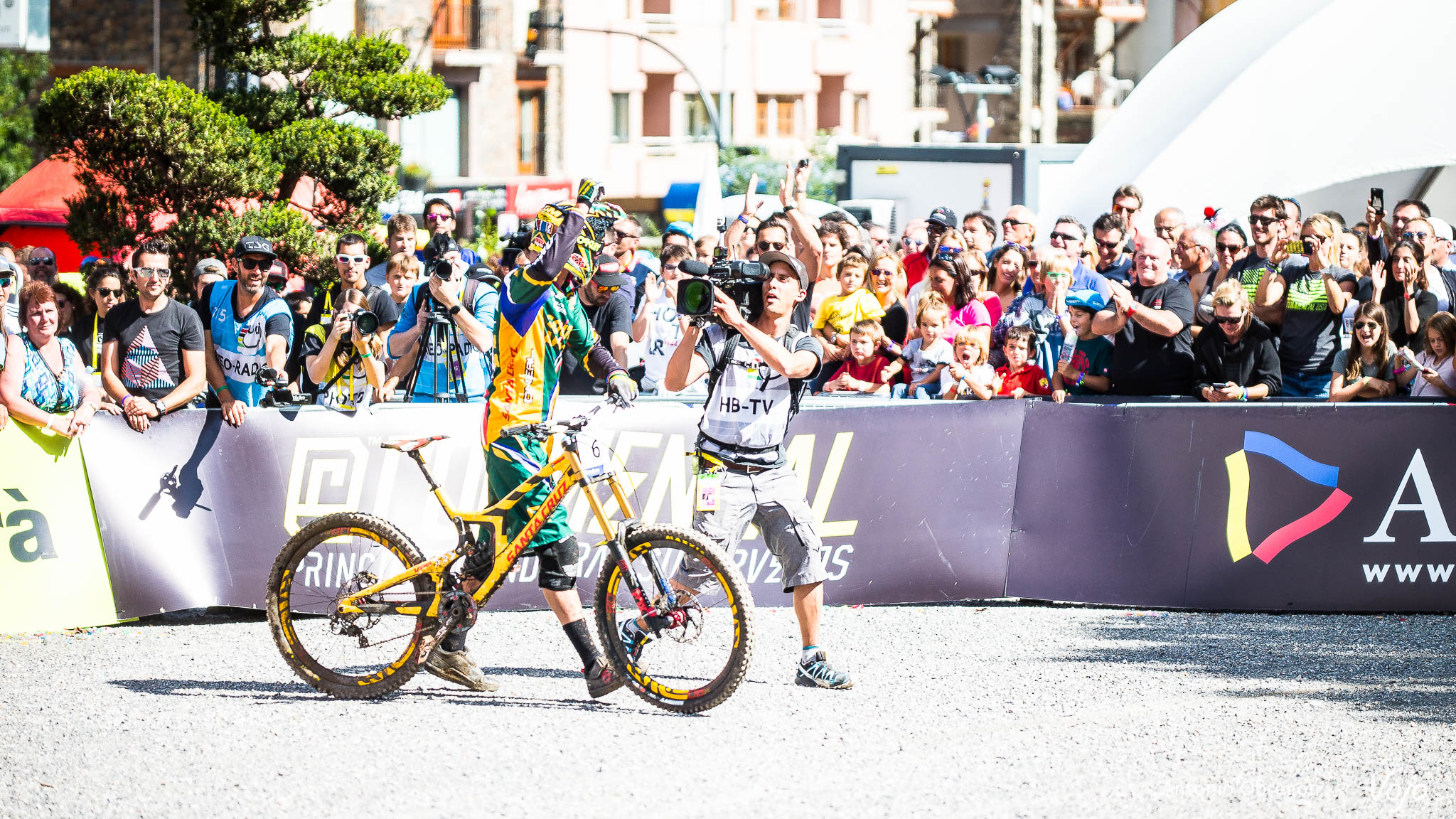 Championat_du_Monde_Vallnord_2015_Elite-24