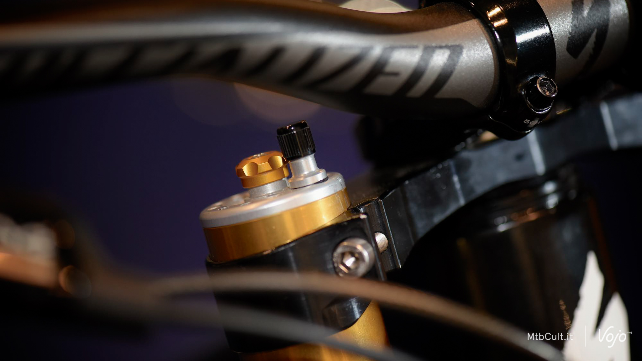 Ohlins-dh-mtb-cult-vojo-2015-7