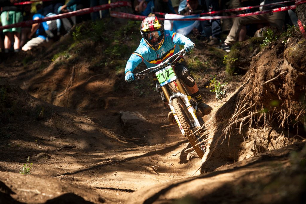 Worlds 2015 – DH Junior : Maes à 3'' de l'exploit, Cabirou championne chez les filles