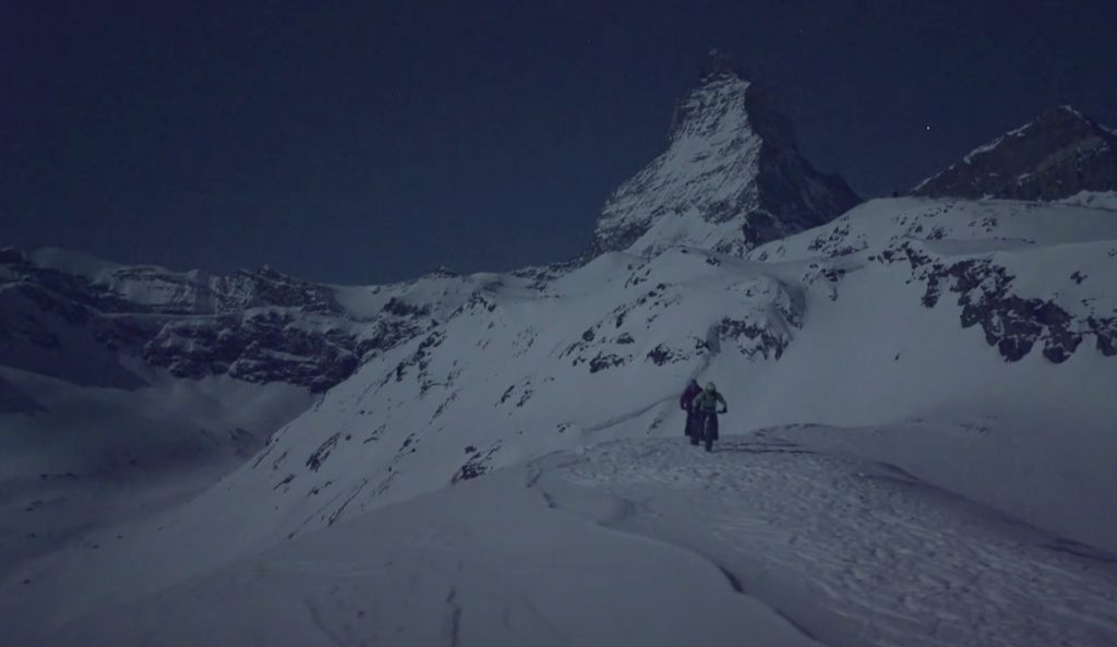 Moonriders – Le Matterhorn de nuit et en Fatbike