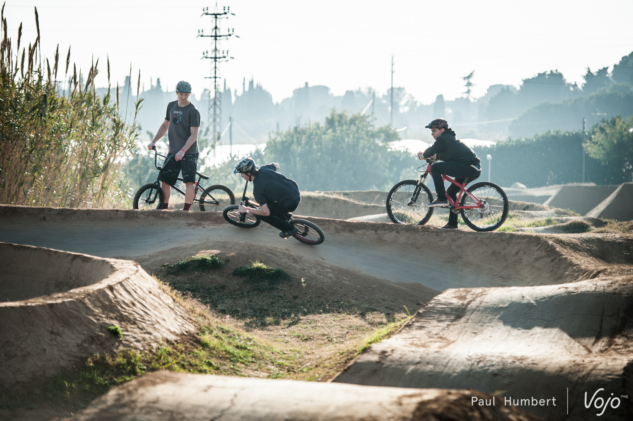 team-lac-blanc-commencal-2016-spain-paul-humbert-16