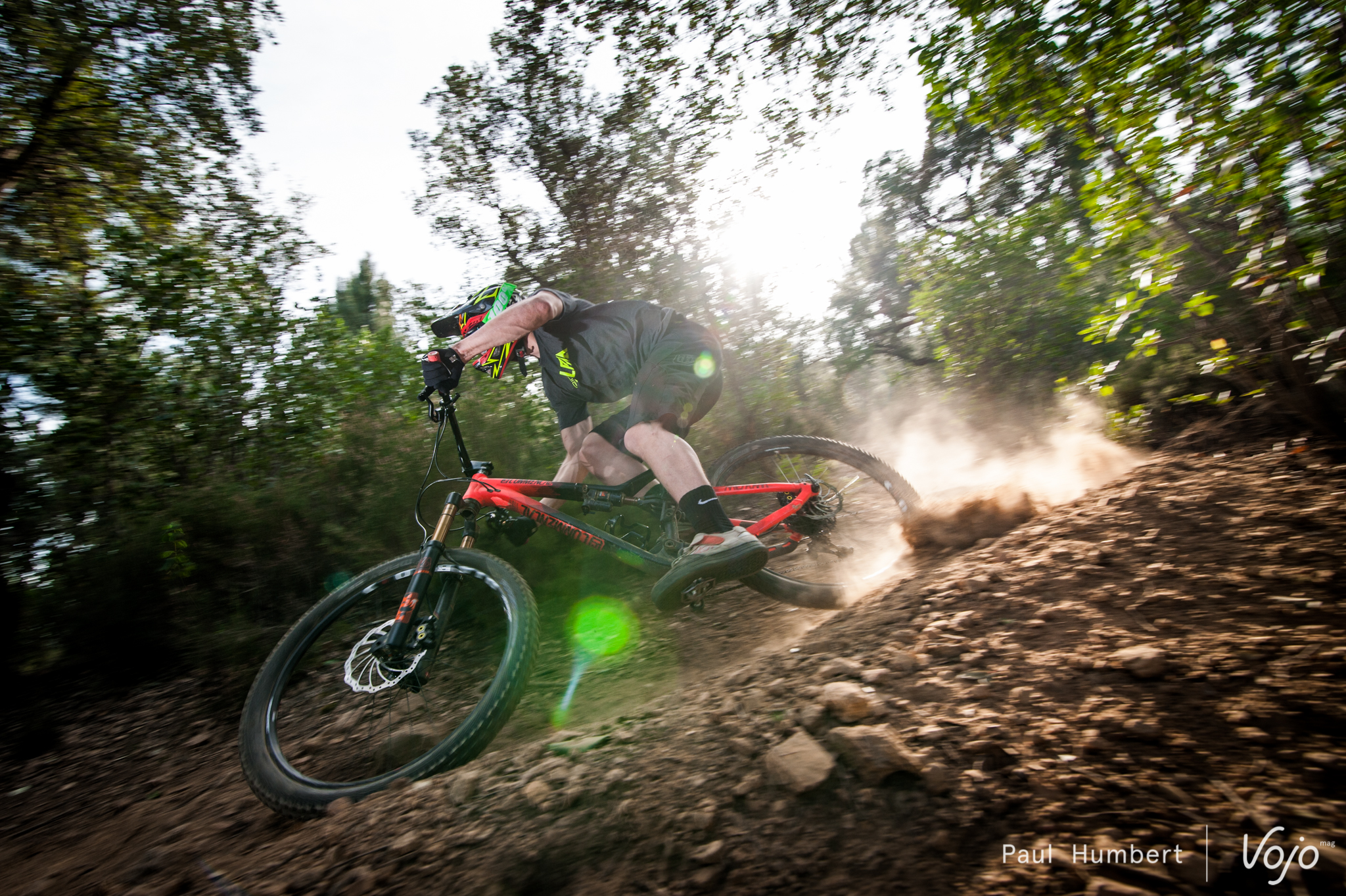 team-lac-blanc-commencal-2016-spain-paul-humbert-28