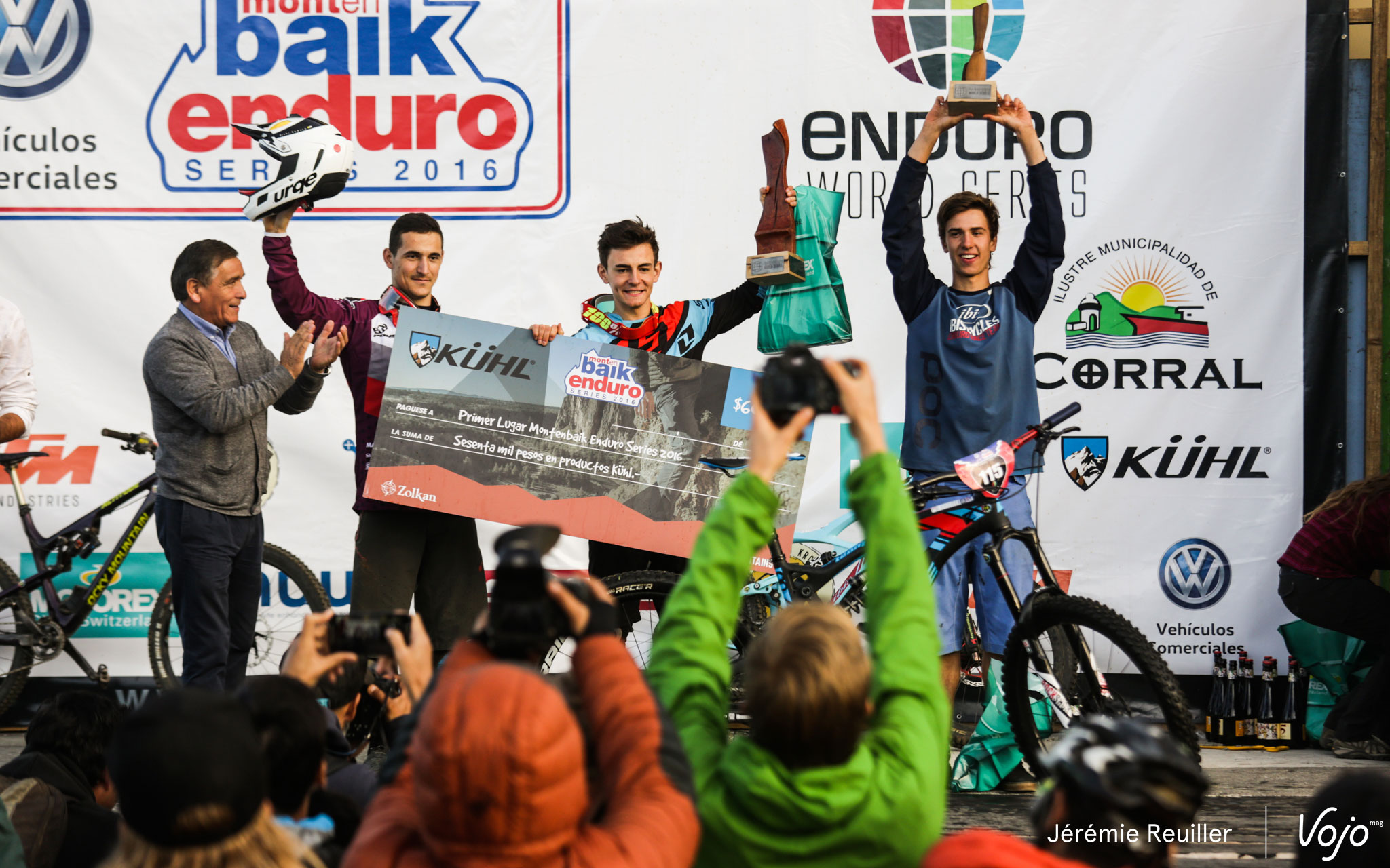 ews1-corral-podium-under21