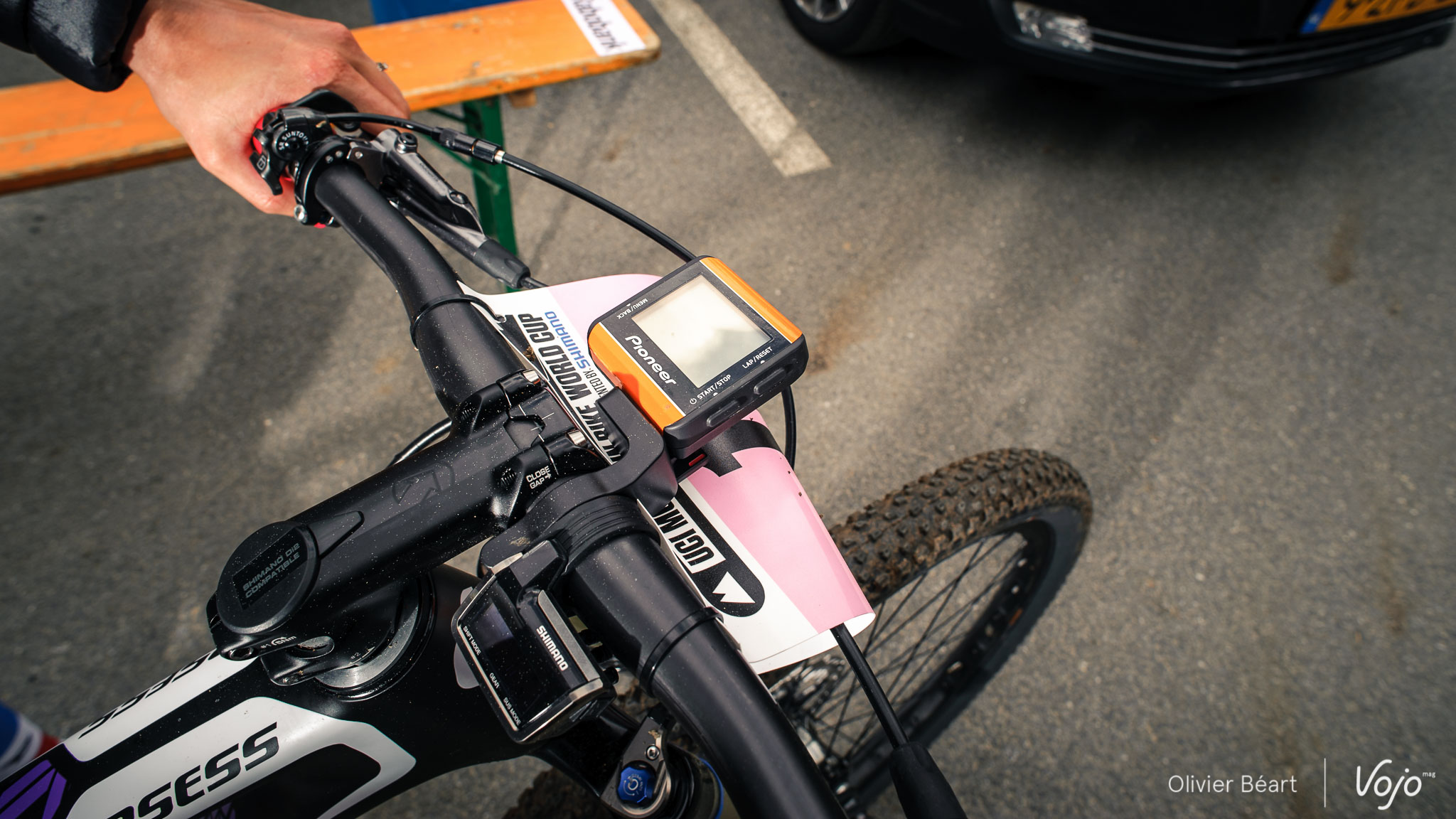 Tableau de commande du capteur de puissance Pioneer sur le vélo de Pauline Ferrand-Prevot