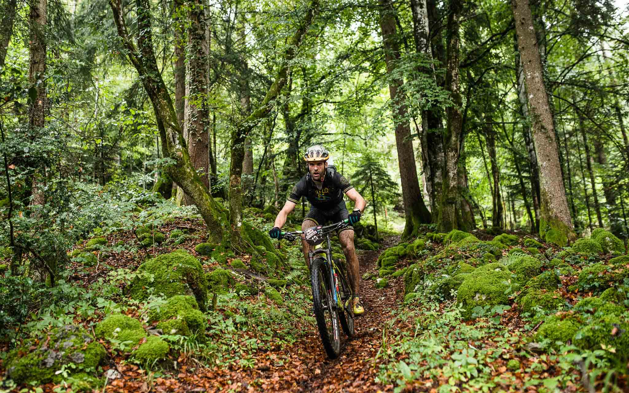 Mathieu Neirynck biking at the Red Bull Elements in Talloires, France, 17th september 2016 // Damien Rosso / Red Bull Content Pool // P-20160917-01476 // Usage for editorial use only // Please go to www.redbullcontentpool.com for further information. //