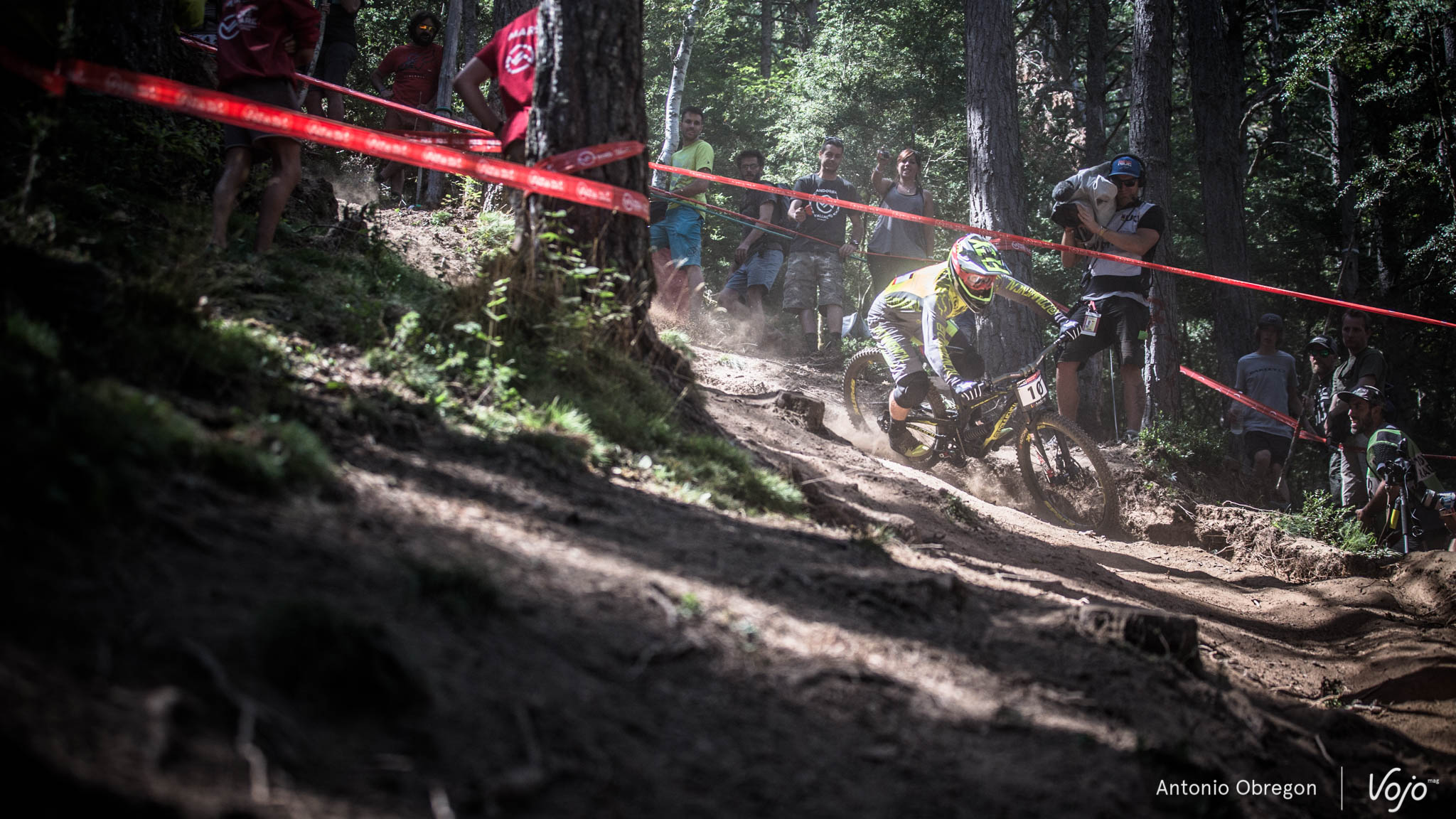 UCI_WC_Vallnord_2016_Qualif_Men_Remi_1