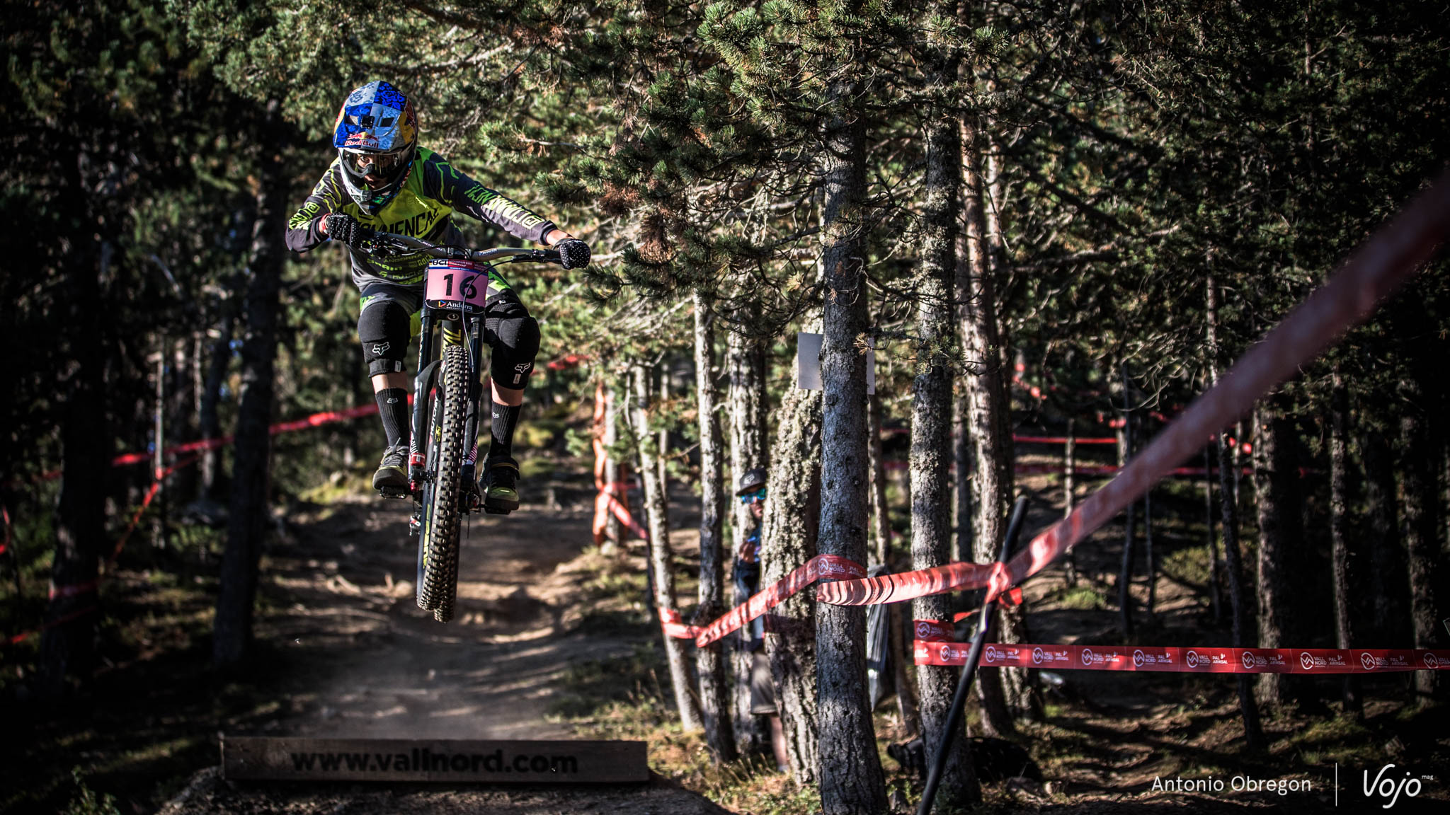 Enchaînant les blessures, Myriam Nicole n’a participé qu’à deux manches cette saison : Lenzerheide en juillet et Vallnord ce week-end, avec à chaque fois la 3e place à la clé. Vendredi, elle avait même signé le meilleur temps des qualifications !