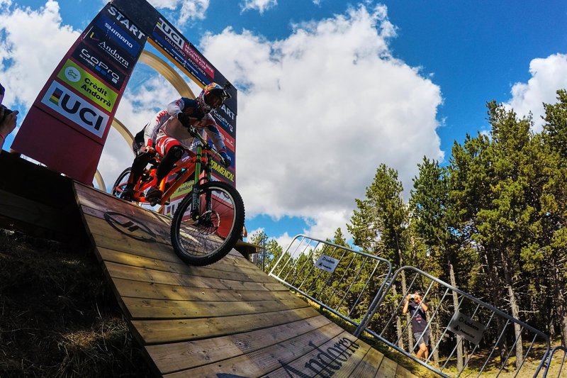 Bruni et Caluori… en tandem sur la DH de Vallnord