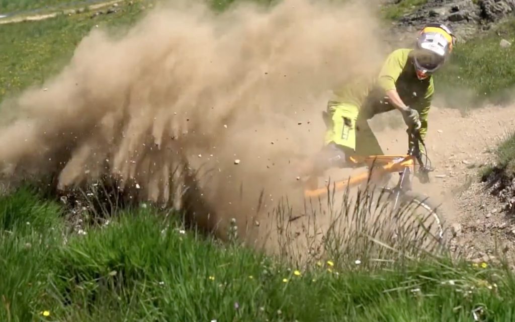 Dust Surfing avec Benjamin Hosatte et Mattéo Iniguez