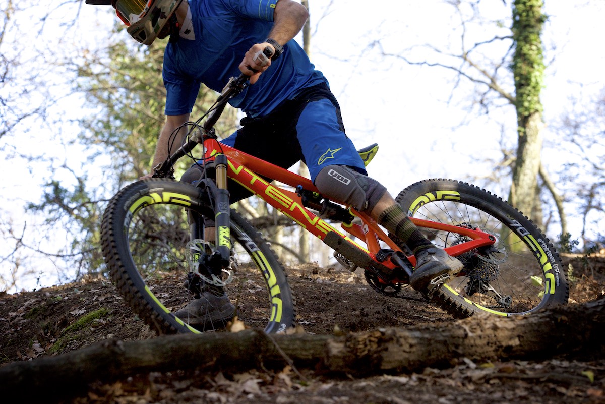 Intense Tracer 27,5 C : le nouvel enduro carbone