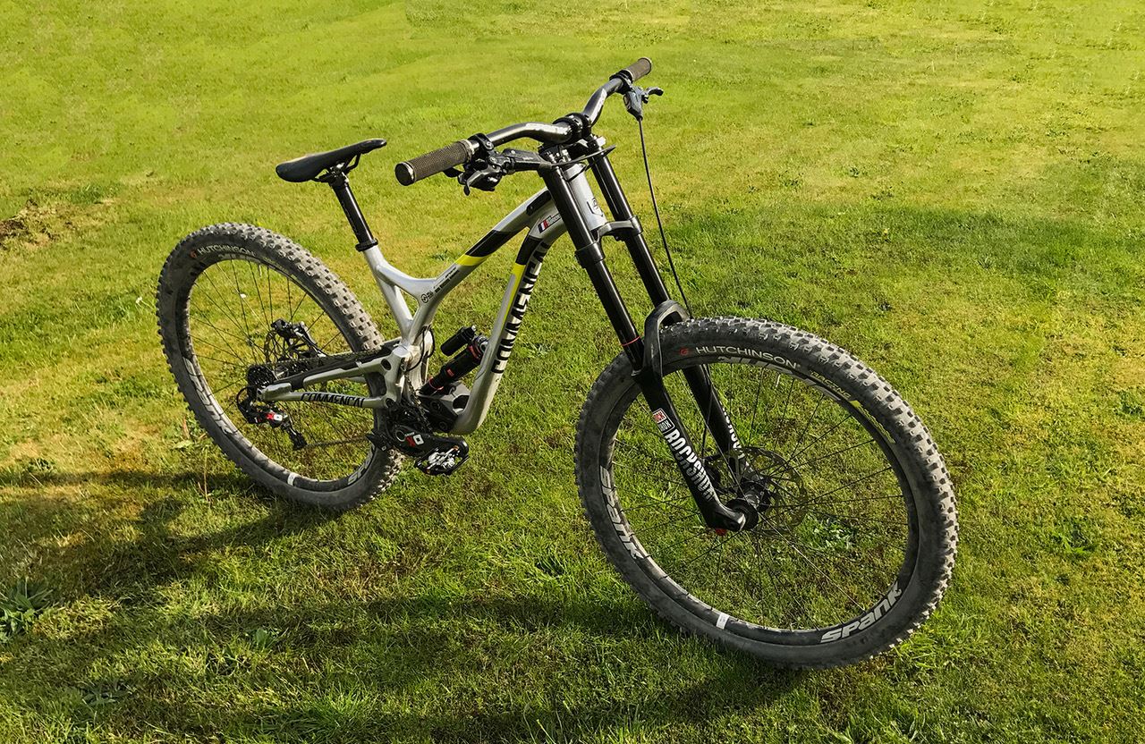 DH : Commencal, Mondraker et Trek sortent leurs 29″