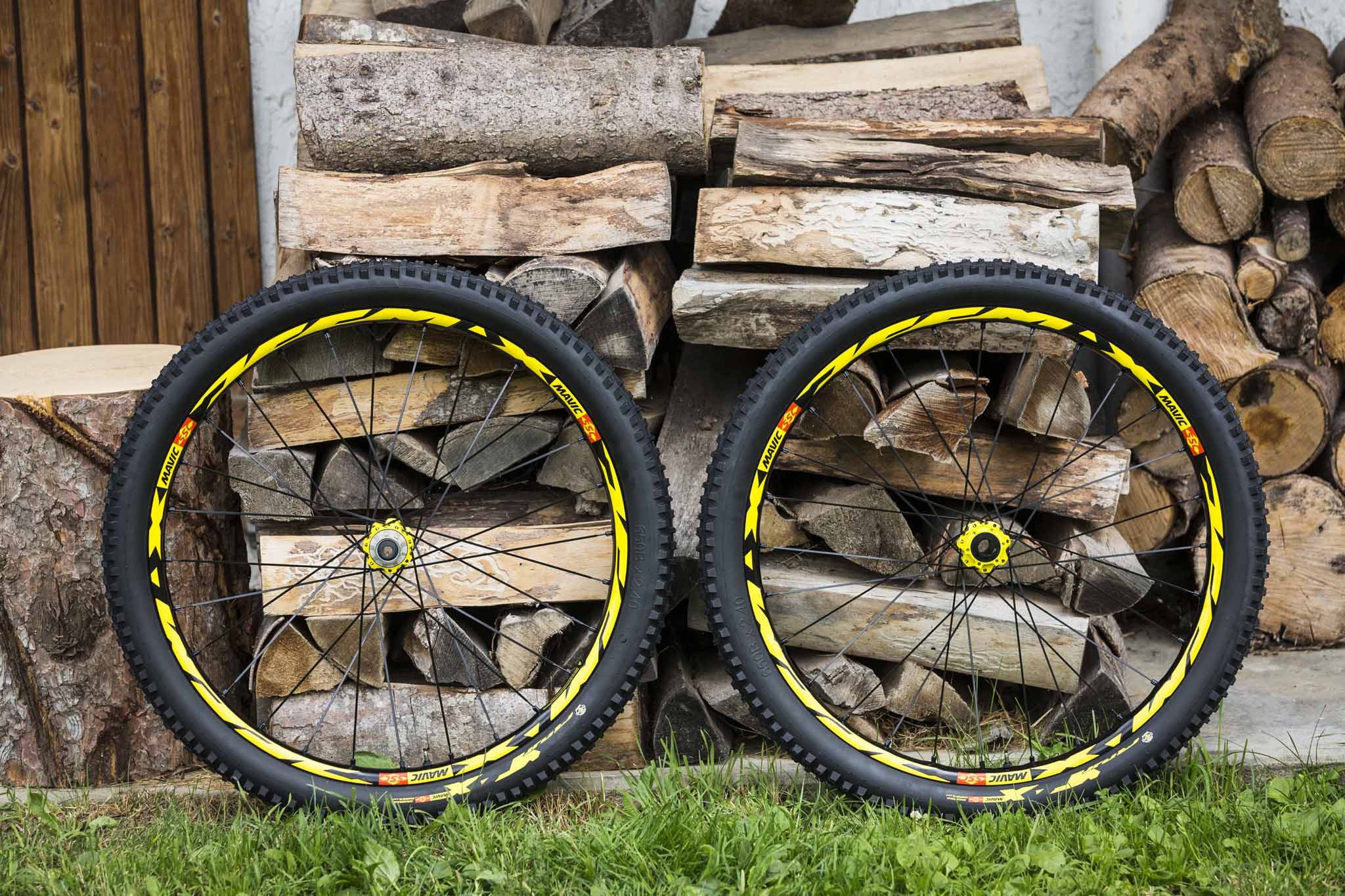 Nouveauté | Mavic Deemax DH : une nouvelle jaunesse