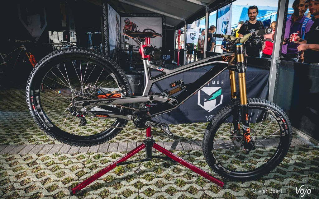 Bikecheck : Le YT Tues CF supersonique d'Aaron Gwin