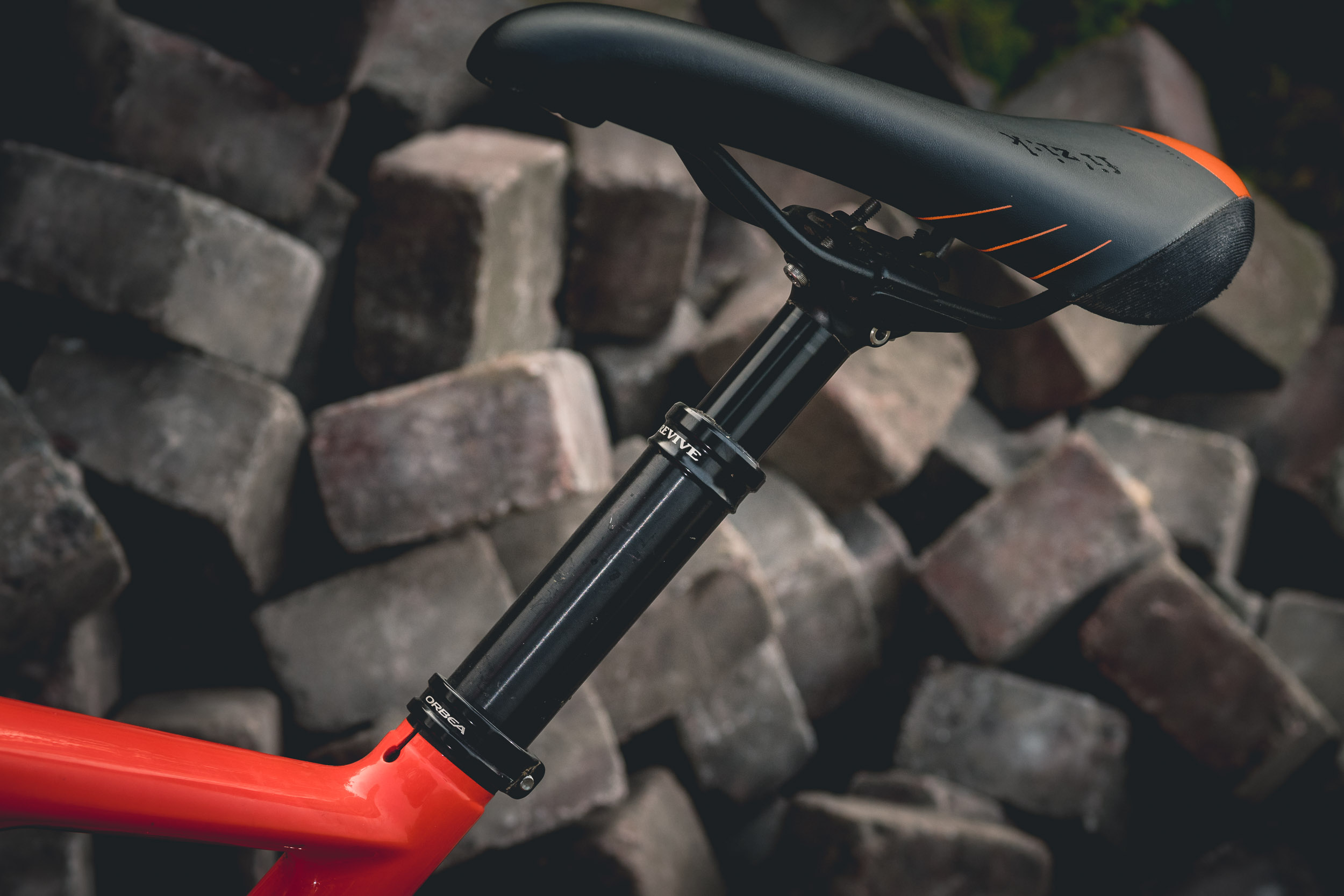 Test | BikeYoke Revive : la meilleure tige de selle télescopique du marché ?