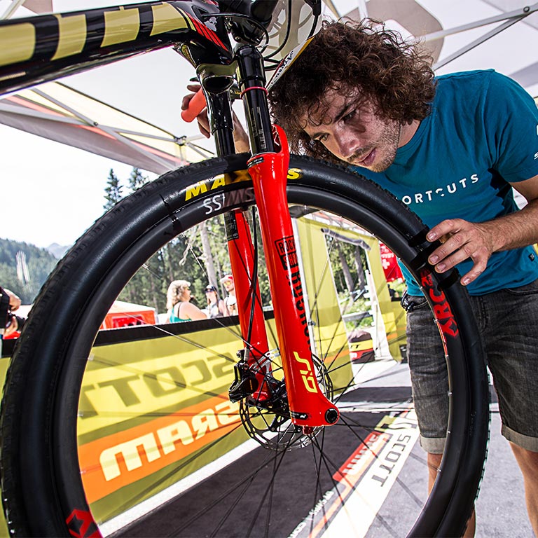 Un vélo paré pour la course : les conseils de Yanick the Mechanic !