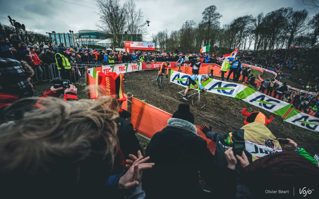 Boue, bières et gros braquets : Vojo aux Championnats du Monde de Cyclocross