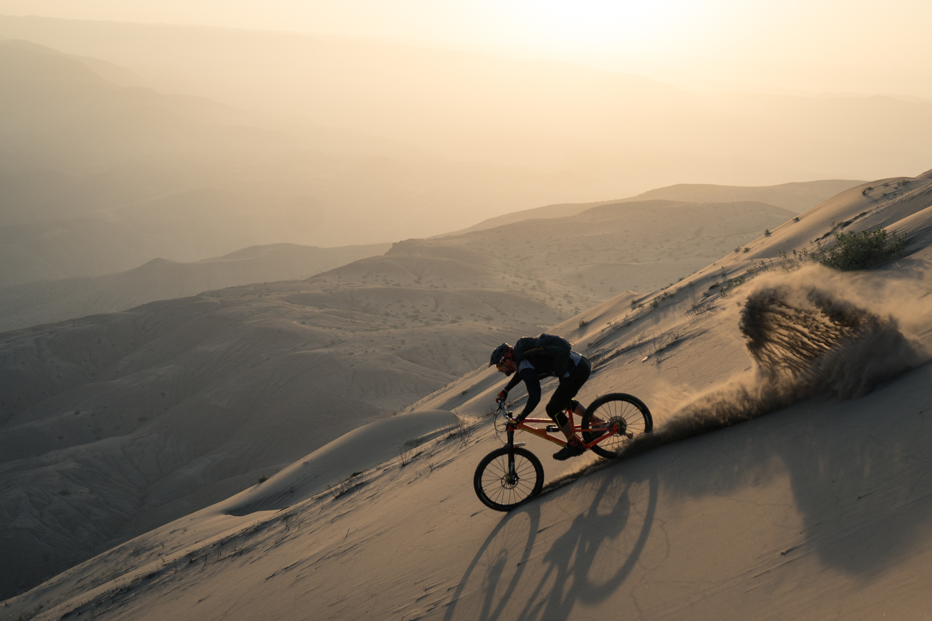 Kilian Bron sur la plus haute dune du monde !