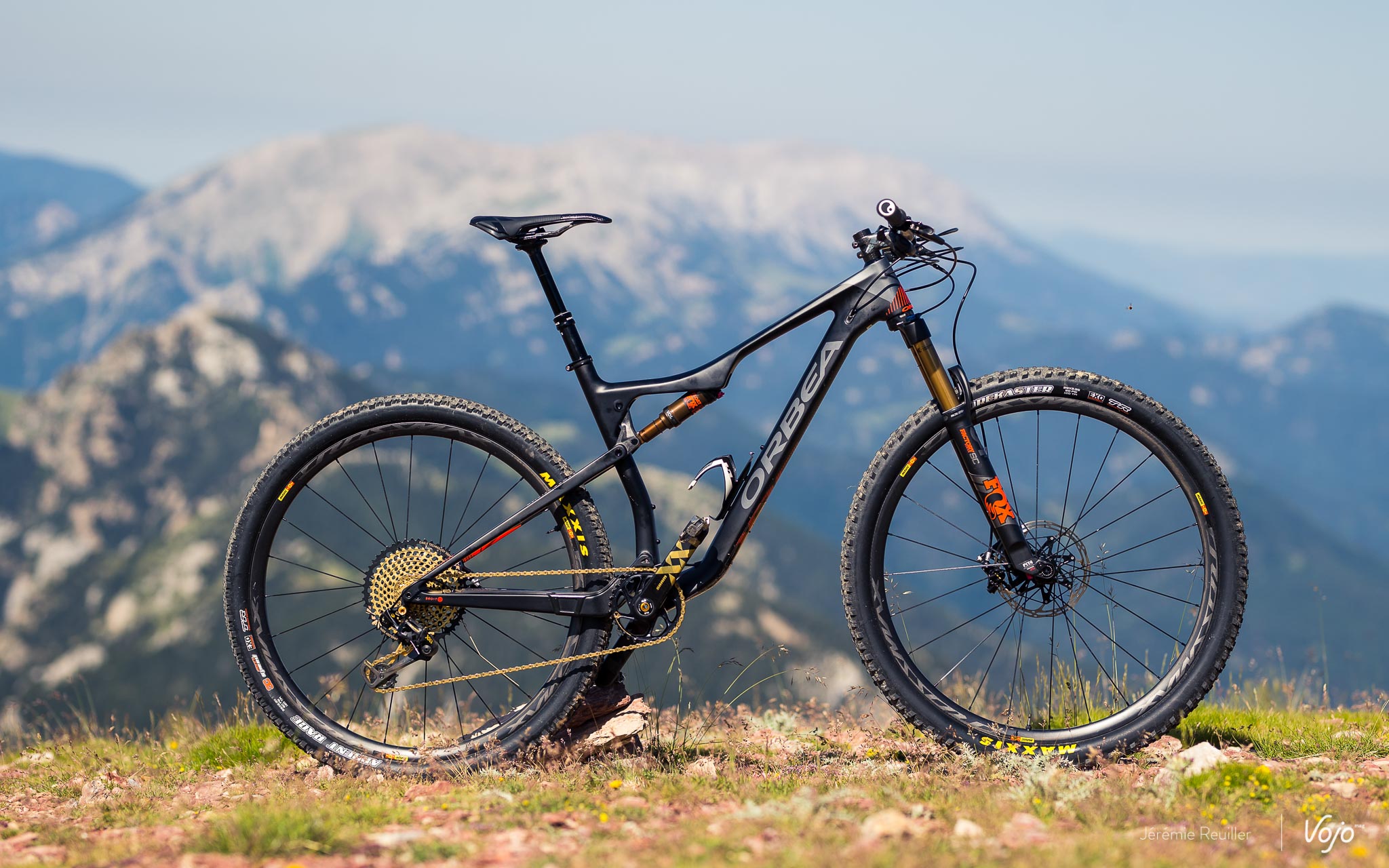 Test nouveauté | Orbea Oiz 2019 : XC 100mm ou TR 120mm, lequel choisir ? - Orbea Oiz XC 100mm : Racing, racing et encore racing