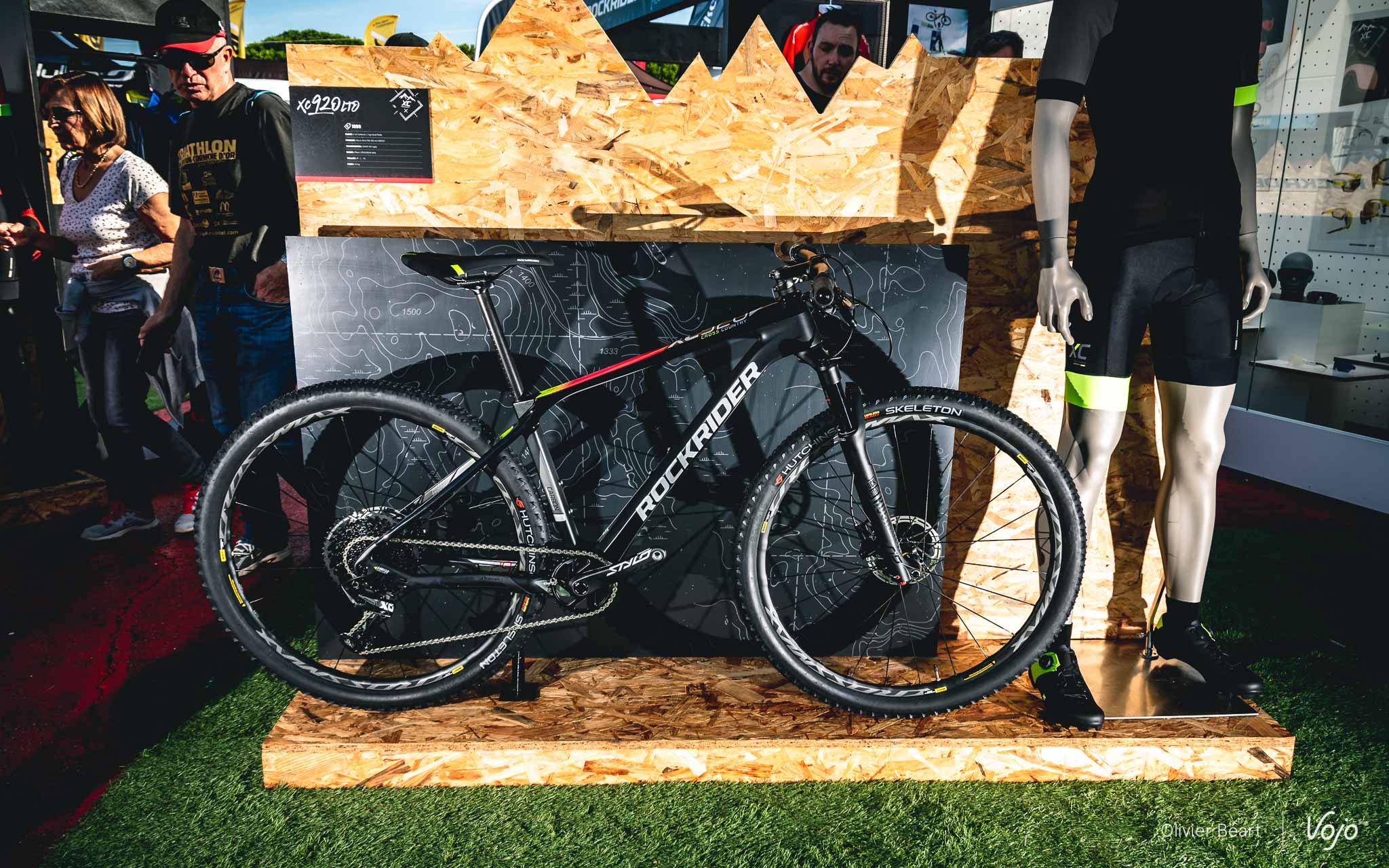 Rockrider 920 LTD : un 29″ carbone en XO Eagle à 1999€ !