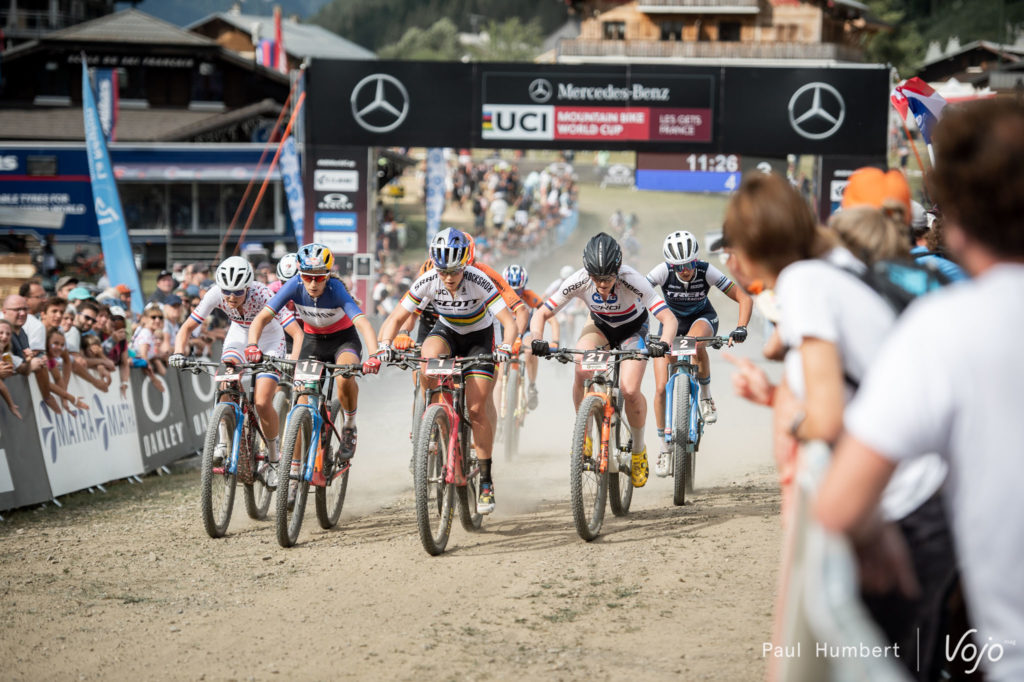 World Cup XC #4 – Les Gets | Courtney et Van der Poel remportent le Short Track