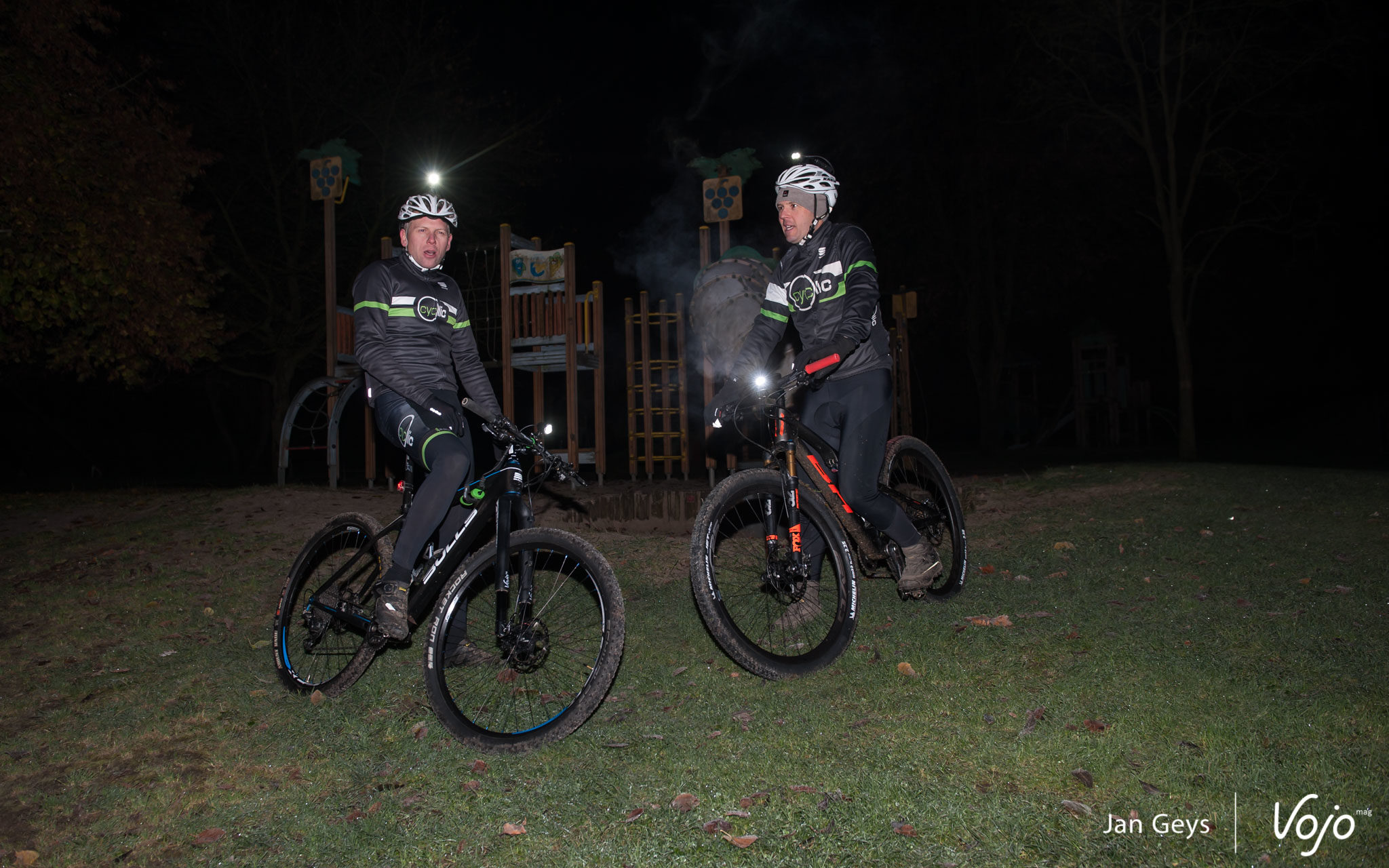 oppervlakkig koolhydraat zaterdag Dossier | Fietsverlichting: 11 lampen voor meer licht in de duisternis -  Vojo Magazine