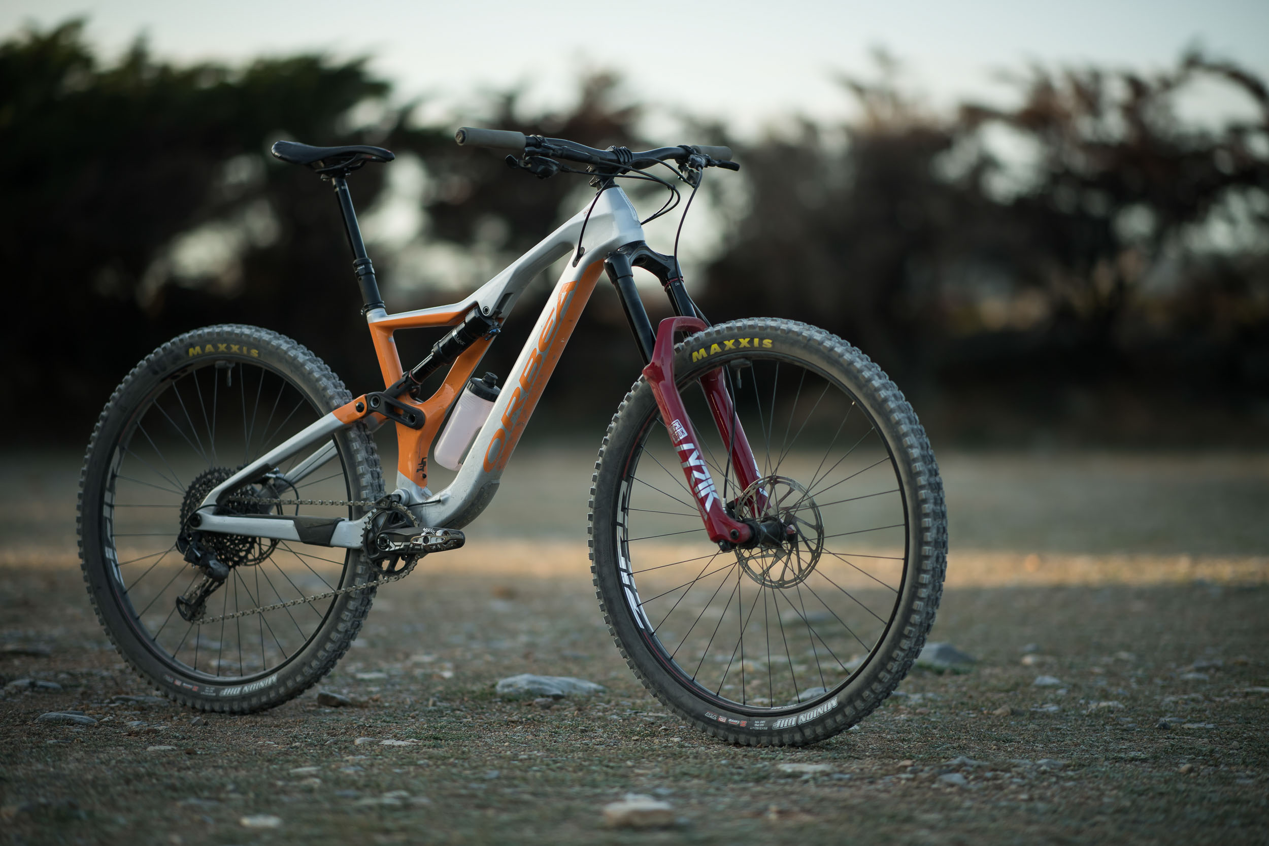 Trillen Duwen breed Test | Zipp 3Zero Moto MTB-wielen: anders dan anders! - Vojo Magazine