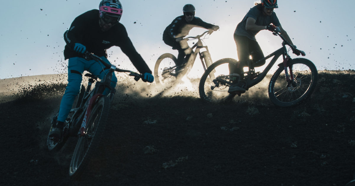 Portfolio & video | Into 'Im Chile : les riders Santa Cruz en road trip ...