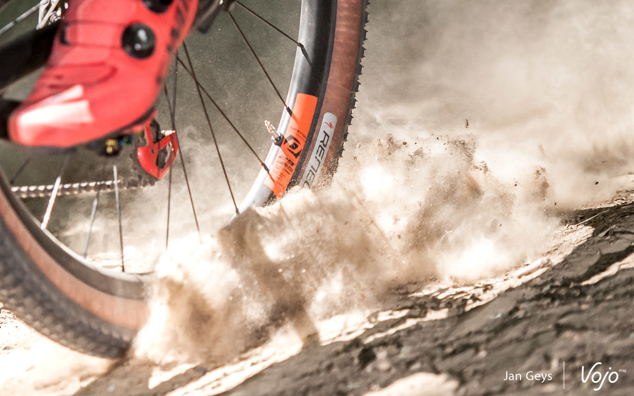 Test nieuw | Specialized Renegade 2Bliss Tan Sidewalls: bruine flanken voor  een snelle band - Vojo Magazine