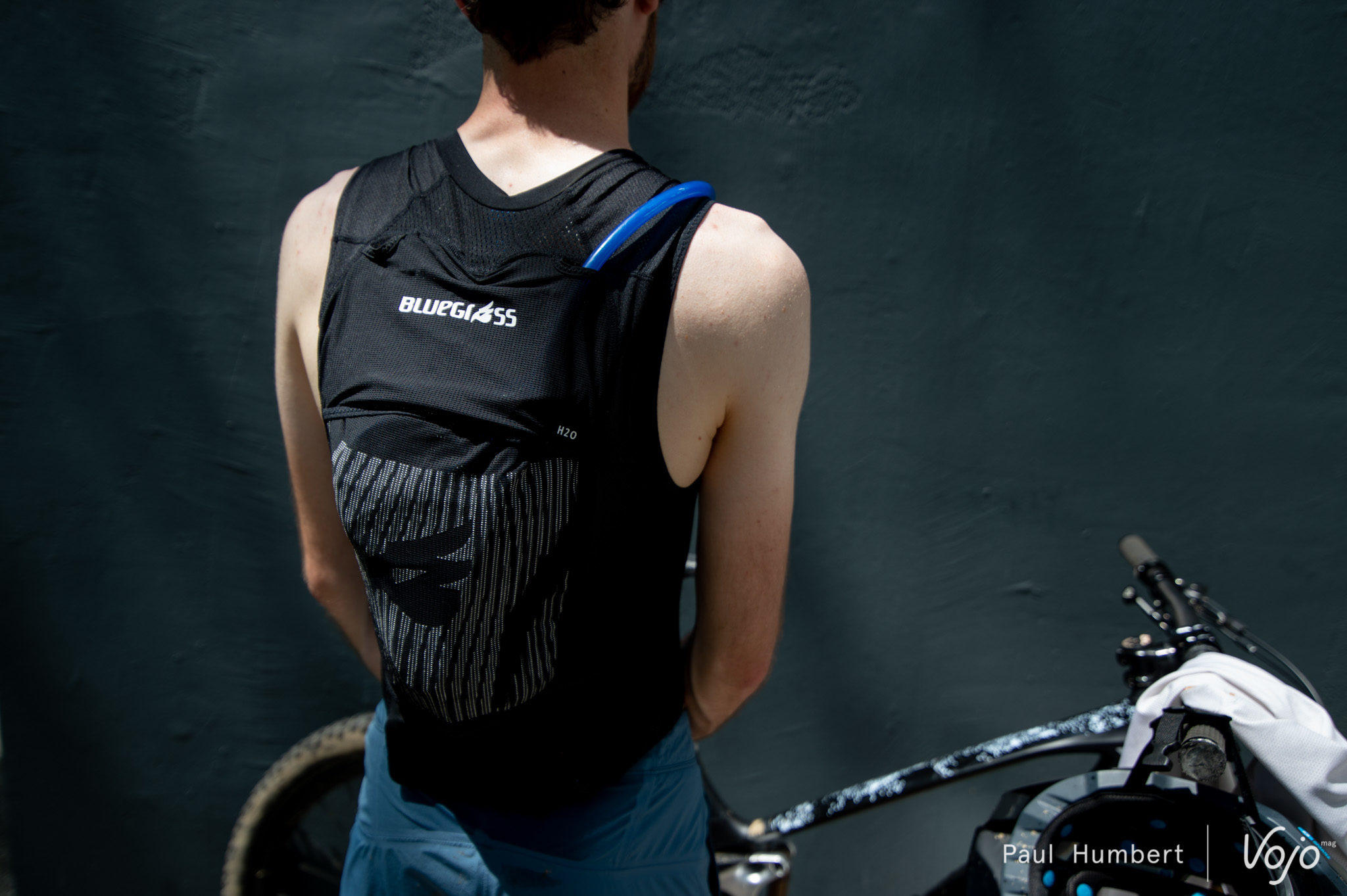 Gilet Réfléchissant BTR Taille Unique - Harnais Ajustable Pour Course à Pied, Vélo | Inclut 2 Serre-pantalons Optionnels