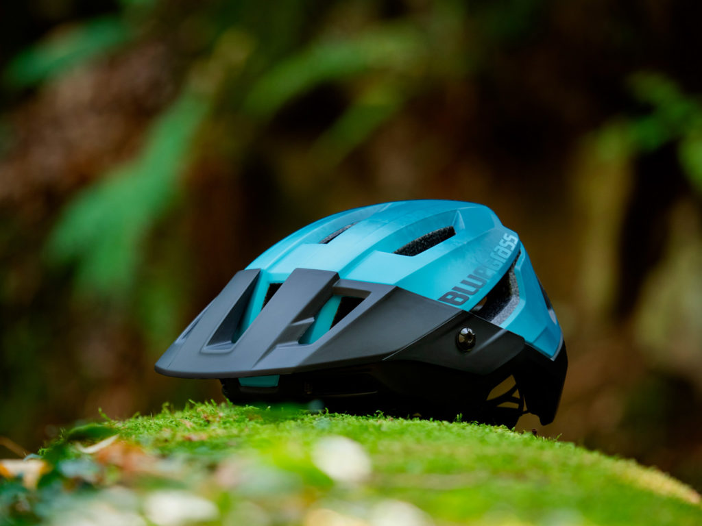 Nouveauté | Bluegrass Rogue : un casque polyvalent pour le trail et l’enduro