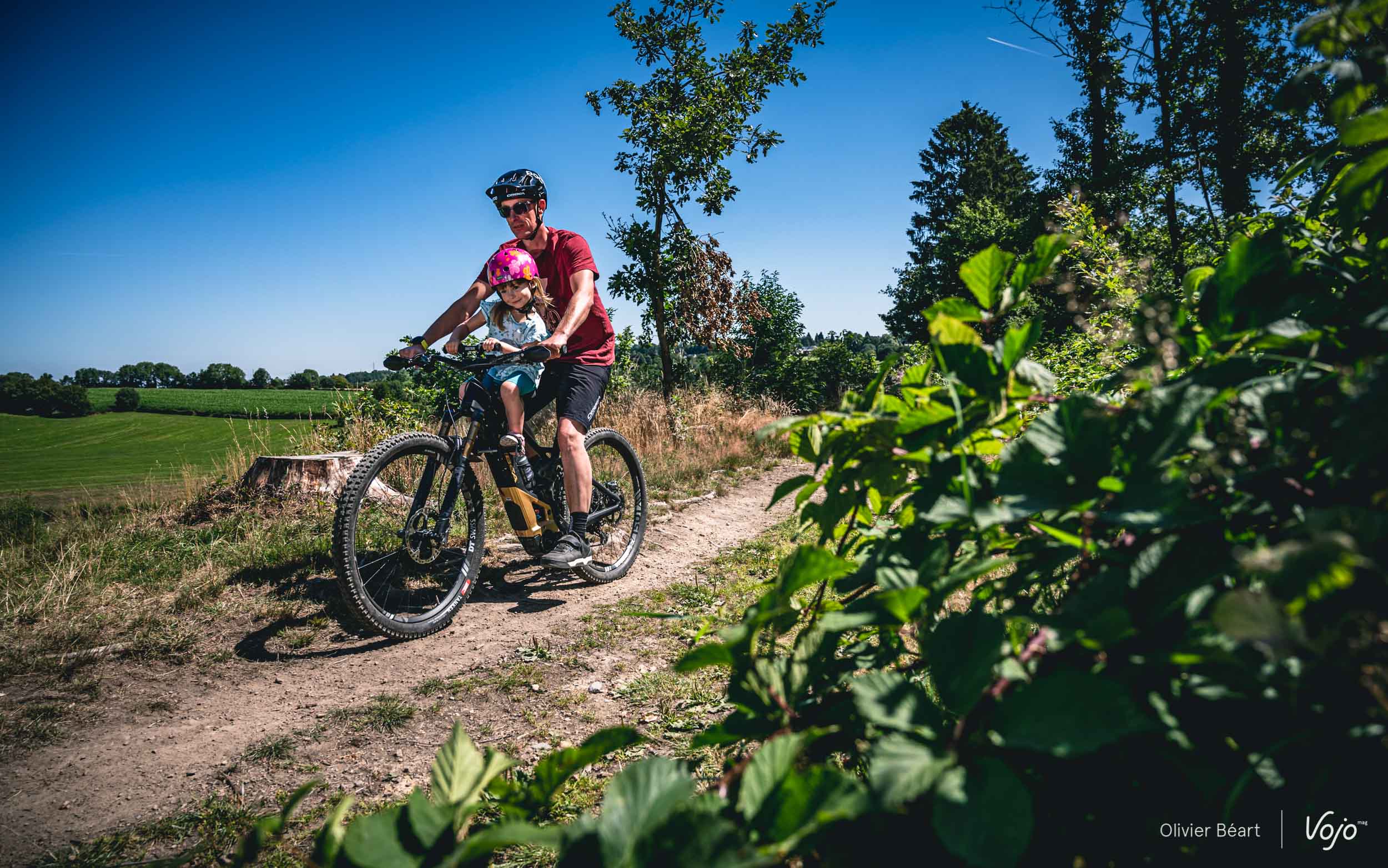 Siège de Vélo de Sécurité pour Enfant Siège Bébé avant Enfants Selle avec  Pédales Support de Dos pour Vélo de Route MTB 