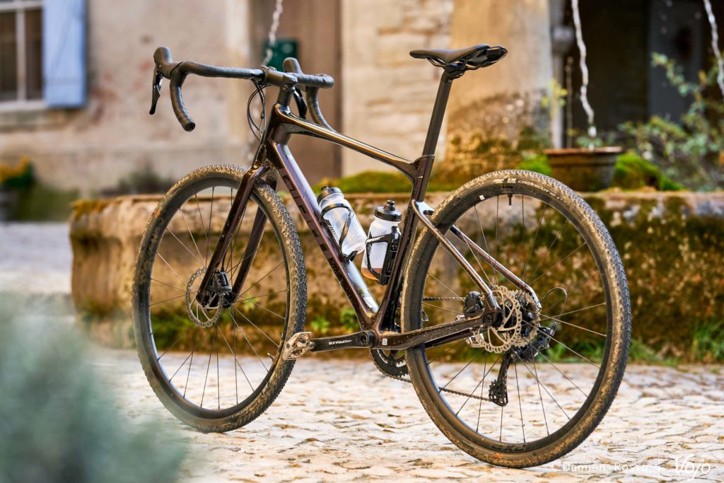 Prise en main gravel Giant Revolt Advanced 2 bête de somme et bête
