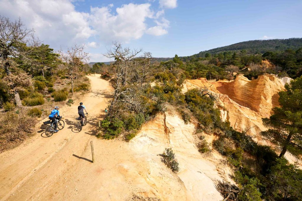 Découverte | Route, chemin, single : deux jours de gravel pour un tour du Luberon