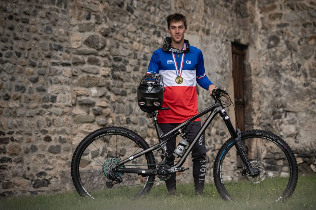Bike Check | Le Commencal Meta TR champion de France d'Alex Rudeau