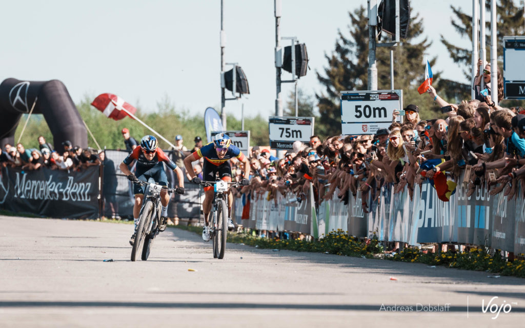 World Cup XC 2022 #3 - Nove Mesto | Pidcock l'emporte dans la douleur