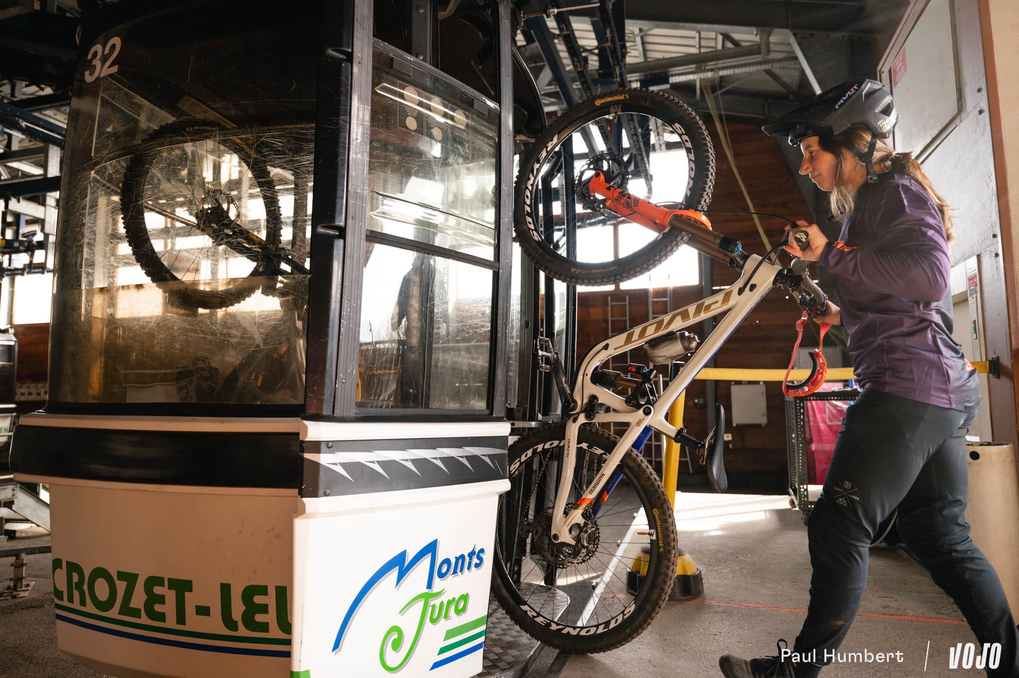 https://www.vojomag.com/app/uploads/2023/02/crozet enduro du ghetto jura 2024 vojo paul humbert 30.jpg