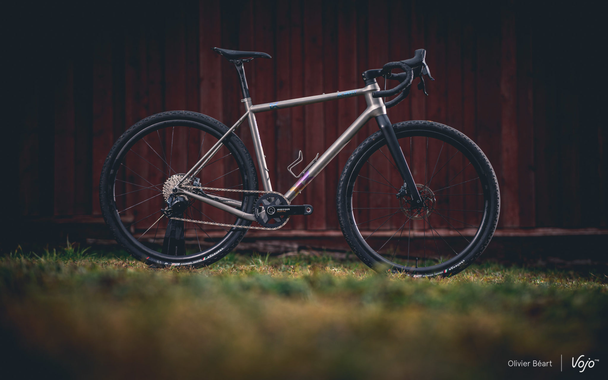 https://www.vojomag.com/app/uploads/2023/03/Robert Frameworks titane vtt mtb gravel classified Cprght Olivier Béart Vojomag 43 2048x1280.jpg