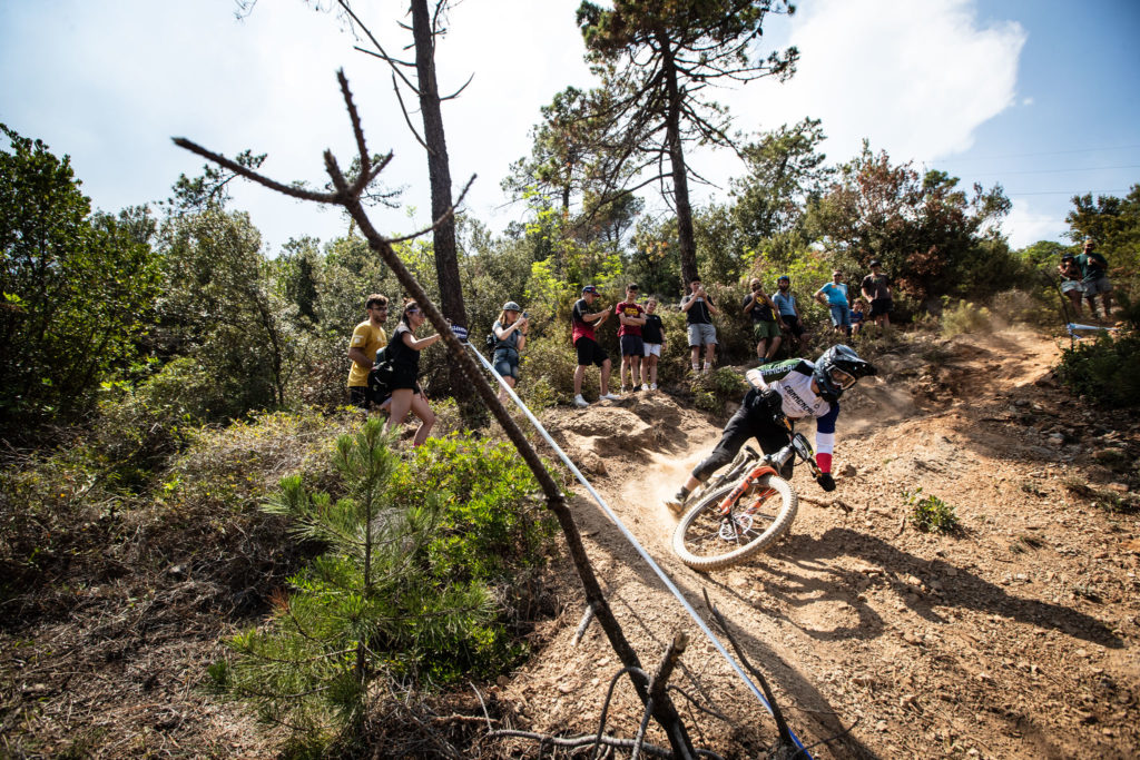 Enduro World Cup 2023 | Pietra Ligure : poussière, suspense et surprises italiennes