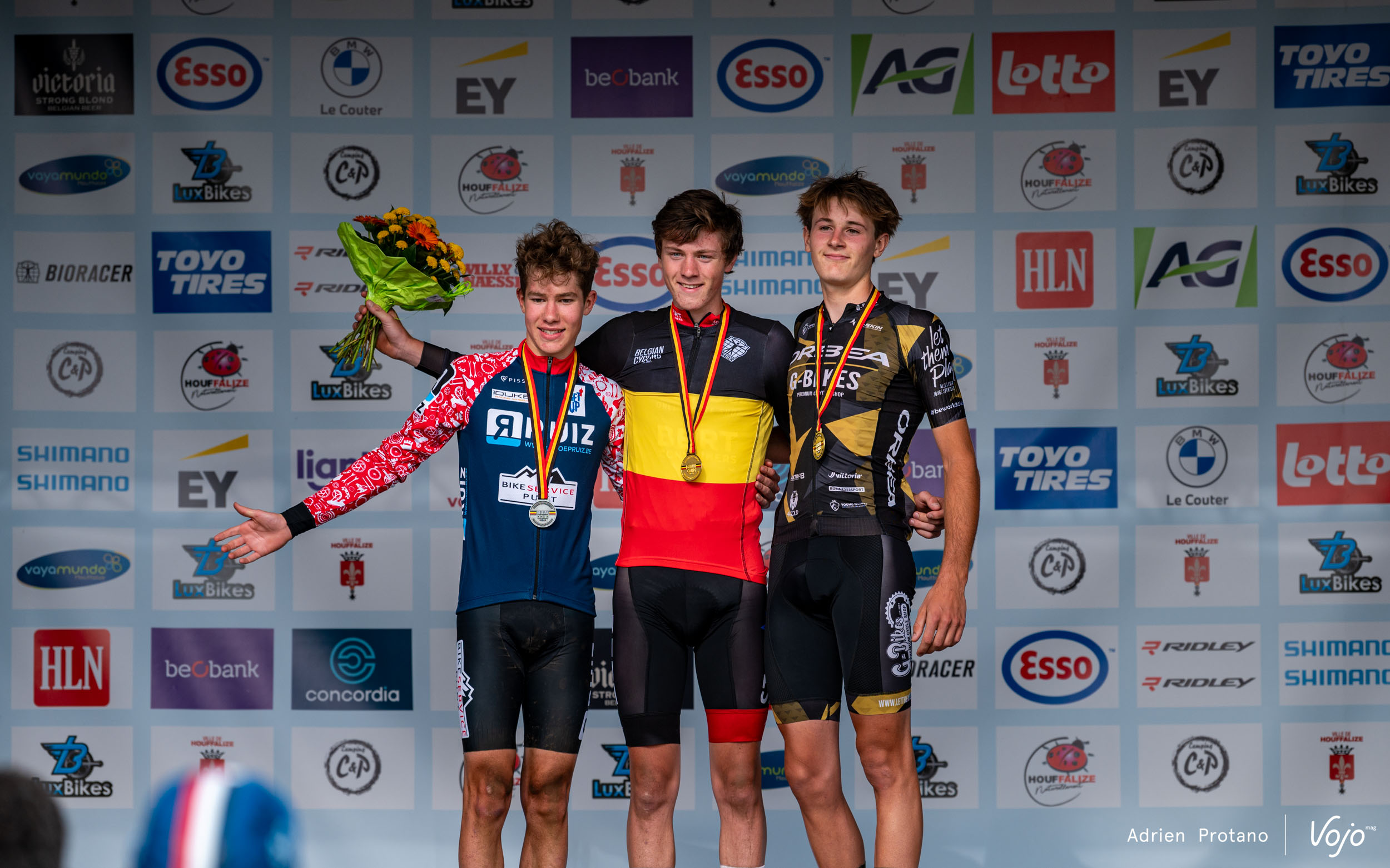 Championnats de Belgique XCO U17 et U19 2023 : Anciaux et Cordus, dans la poussière de Houffalize