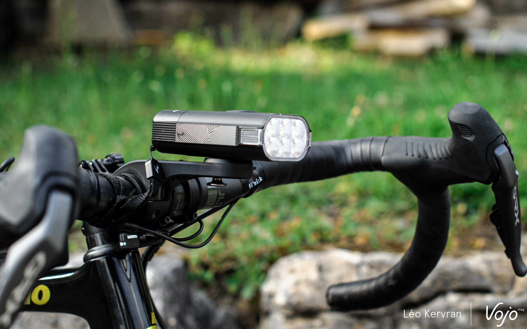 Test Lampe Moon Rigel Enduro le prix de la performance Vojo